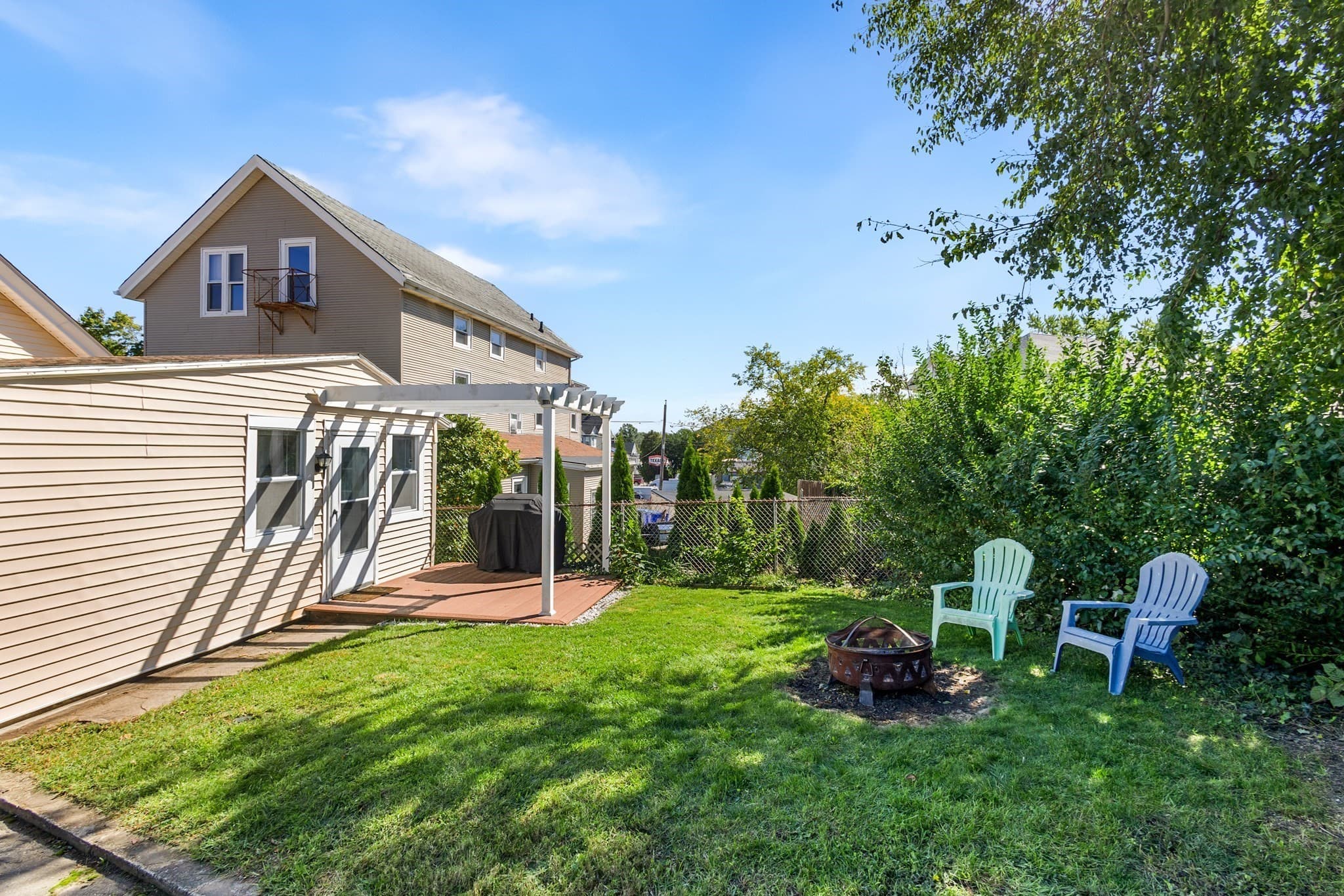 Single Family Residence at 2113 Pleasant St, Fall River MA 02723, Fall River, photo 4 of 36
