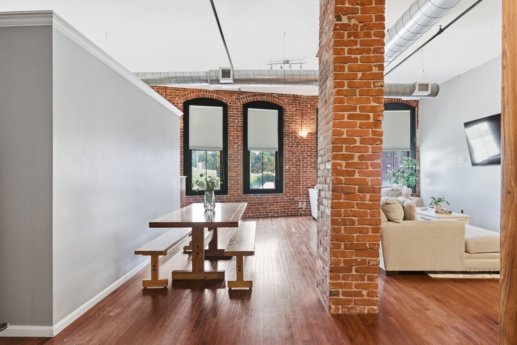 Condominium at 82-88 Winter St # 2B, Worcester MA 01604, Worcester, photo 11 of 36