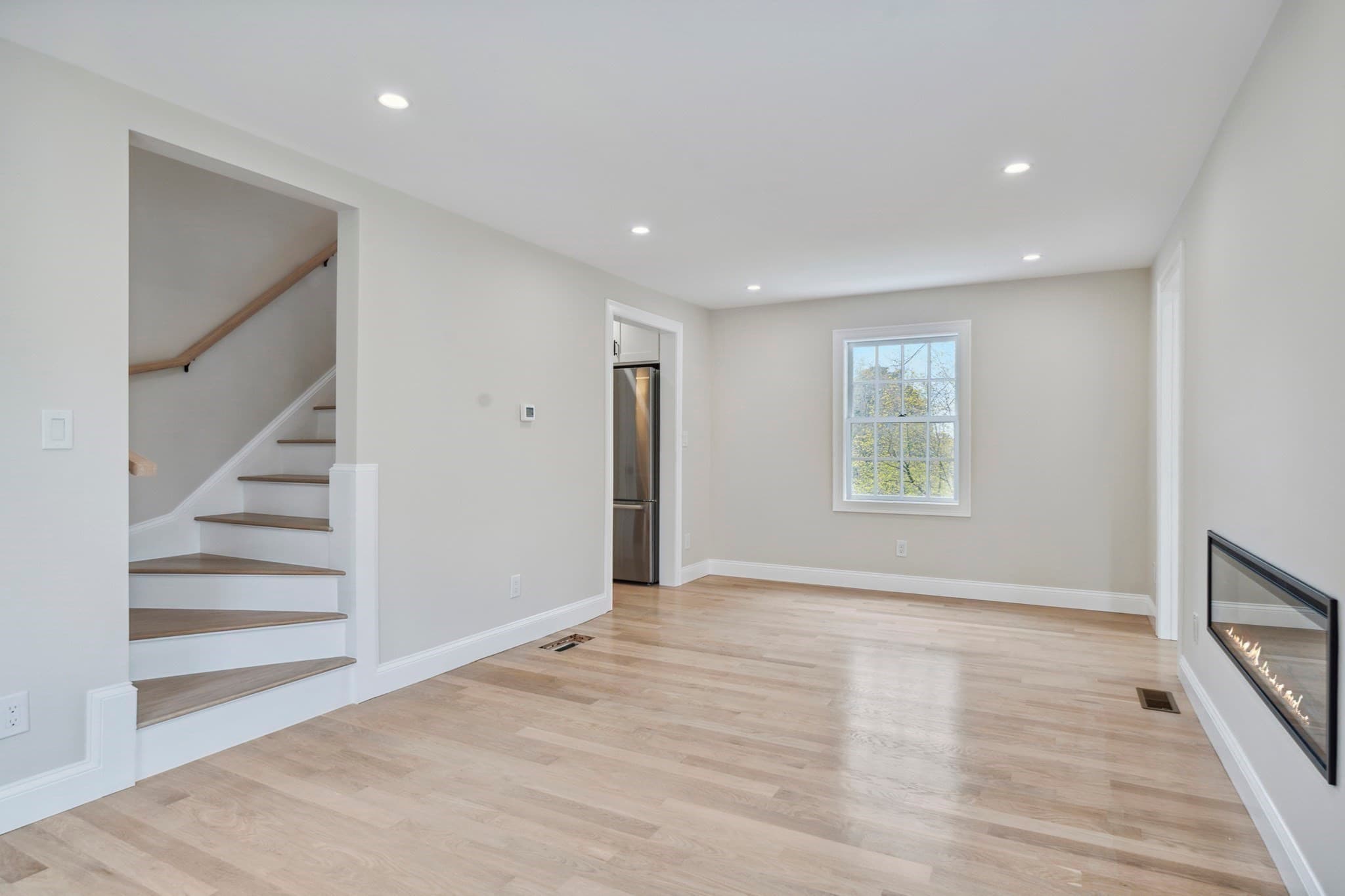 Single Family Residence at 9 Richard Rd, Lexington MA 02421, Lexington, photo 8 of 40