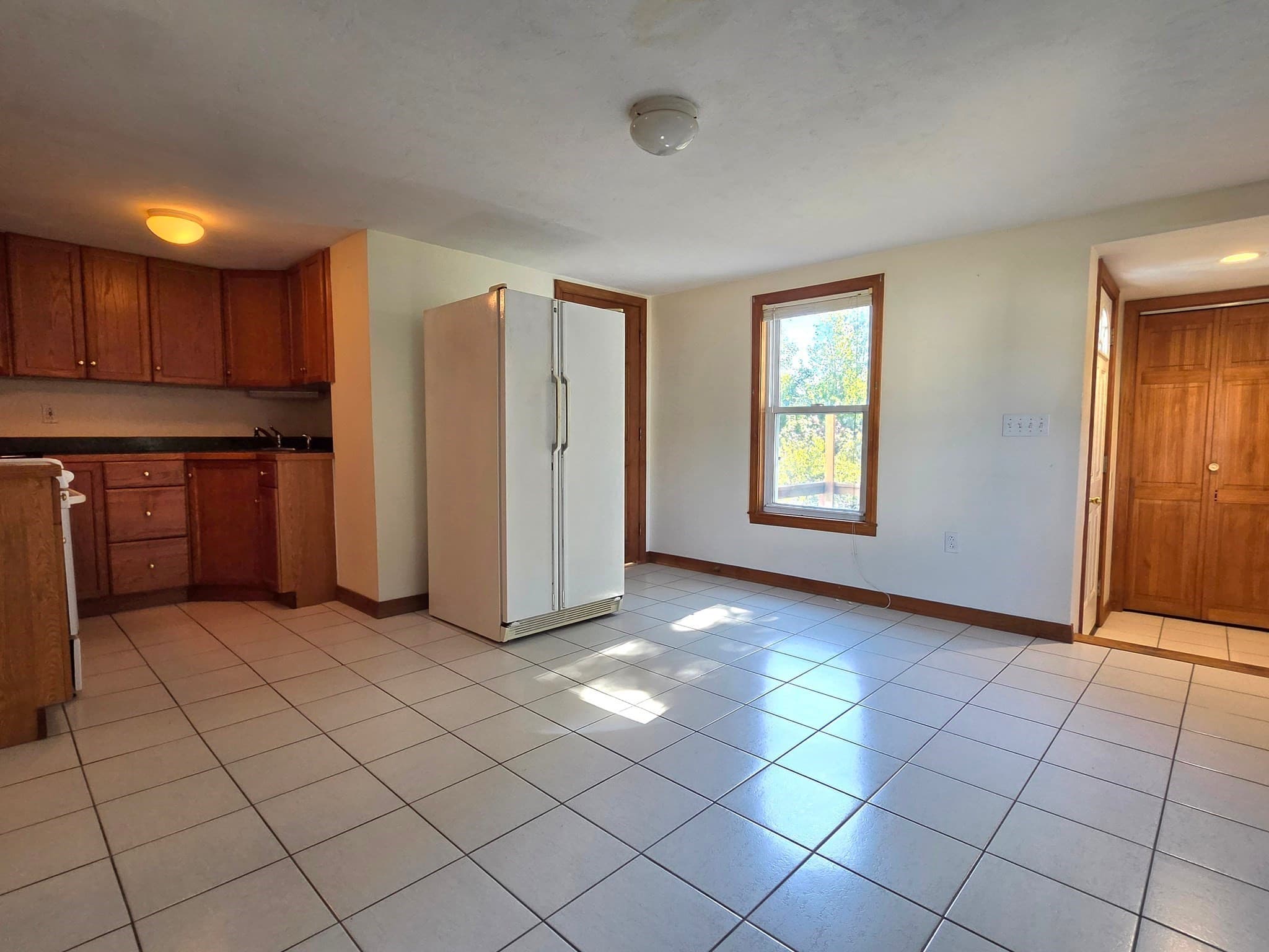 2 Family - 2 Units Up/Down at 5 Mechanic Street, Milford MA 01757, Milford, photo 3 of 41
