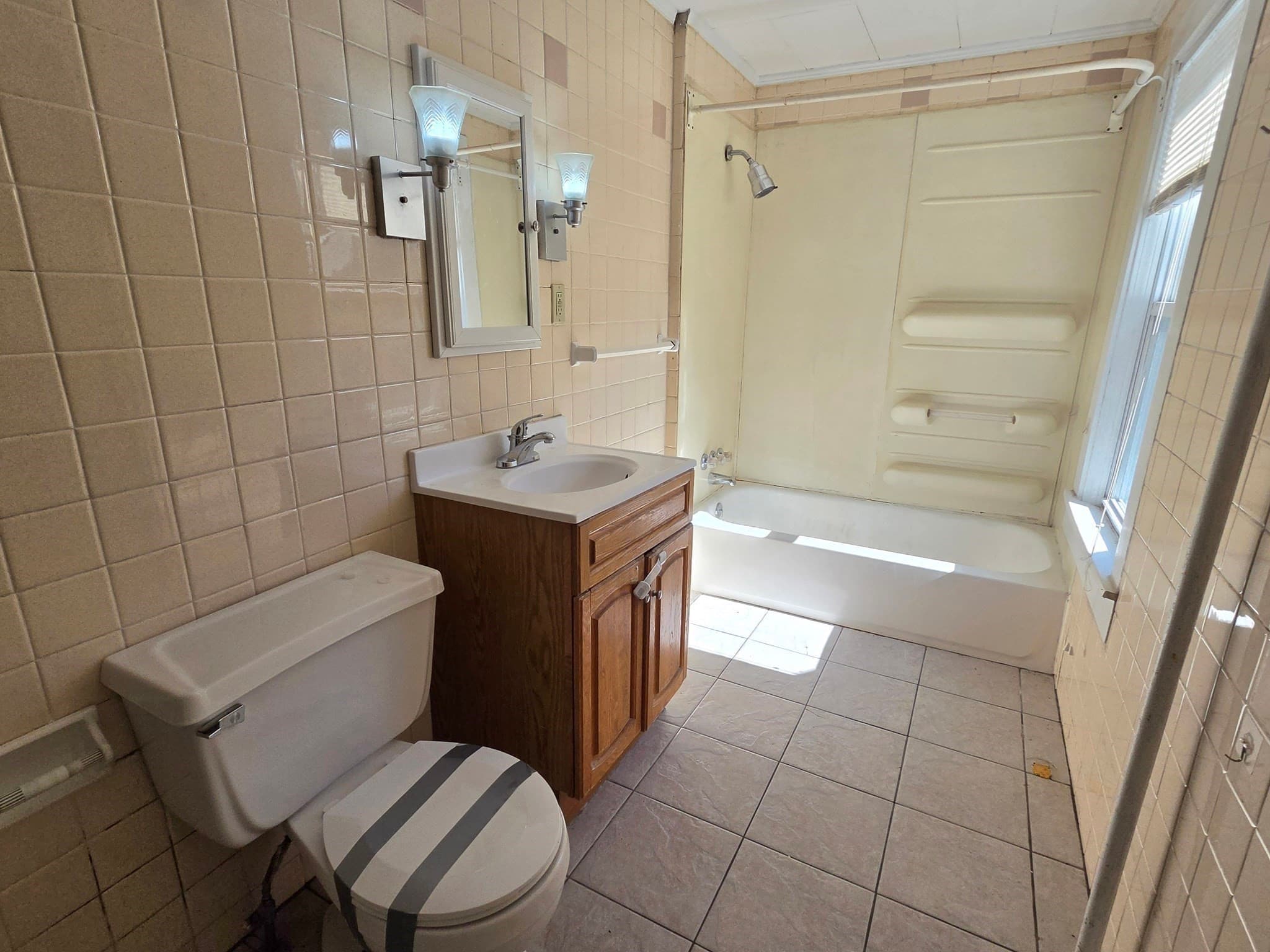 2 Family - 2 Units Up/Down at 5 Mechanic Street, Milford MA 01757, Milford, photo 32 of 41