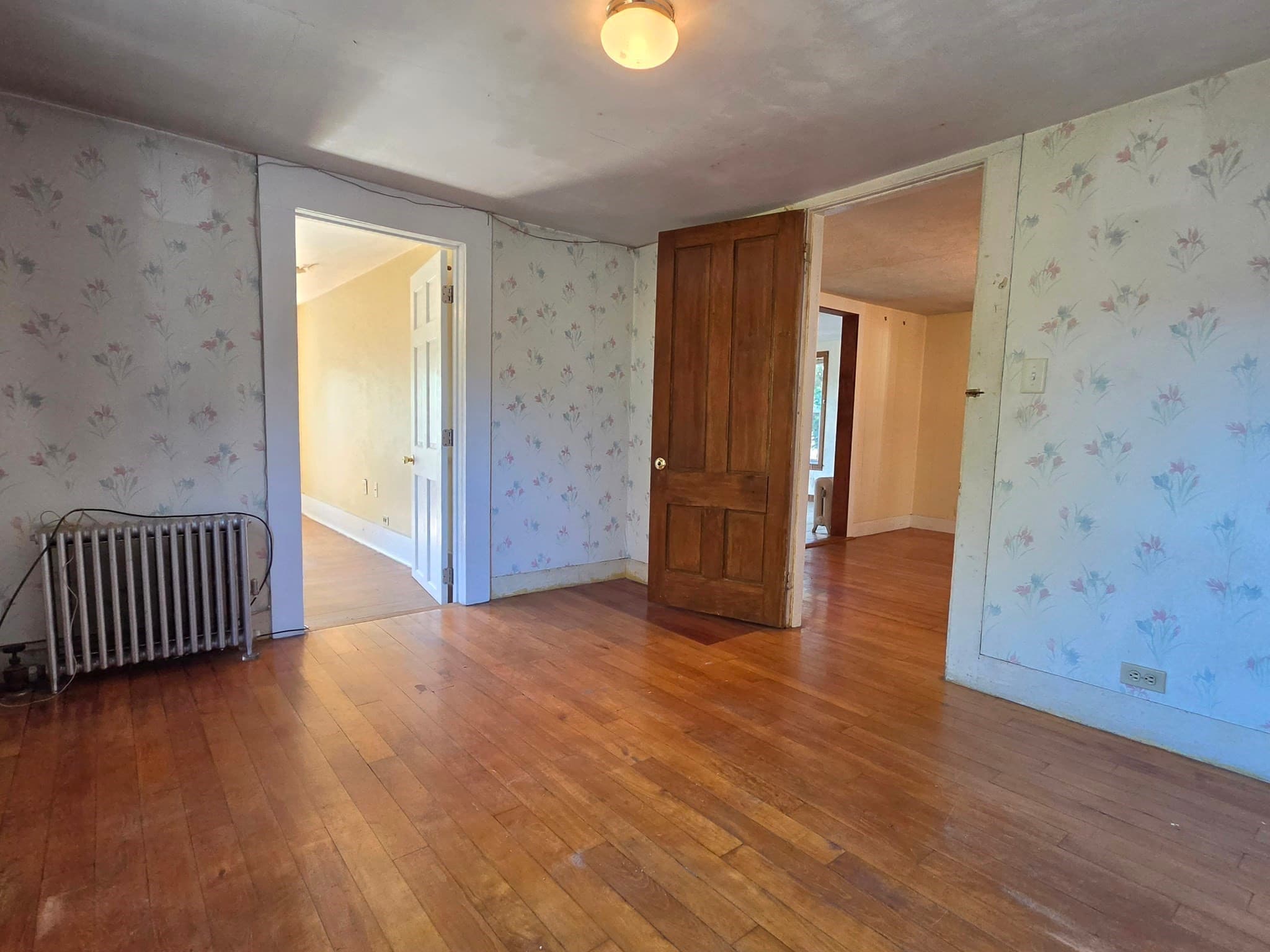 2 Family - 2 Units Up/Down at 5 Mechanic Street, Milford MA 01757, Milford, photo 9 of 41