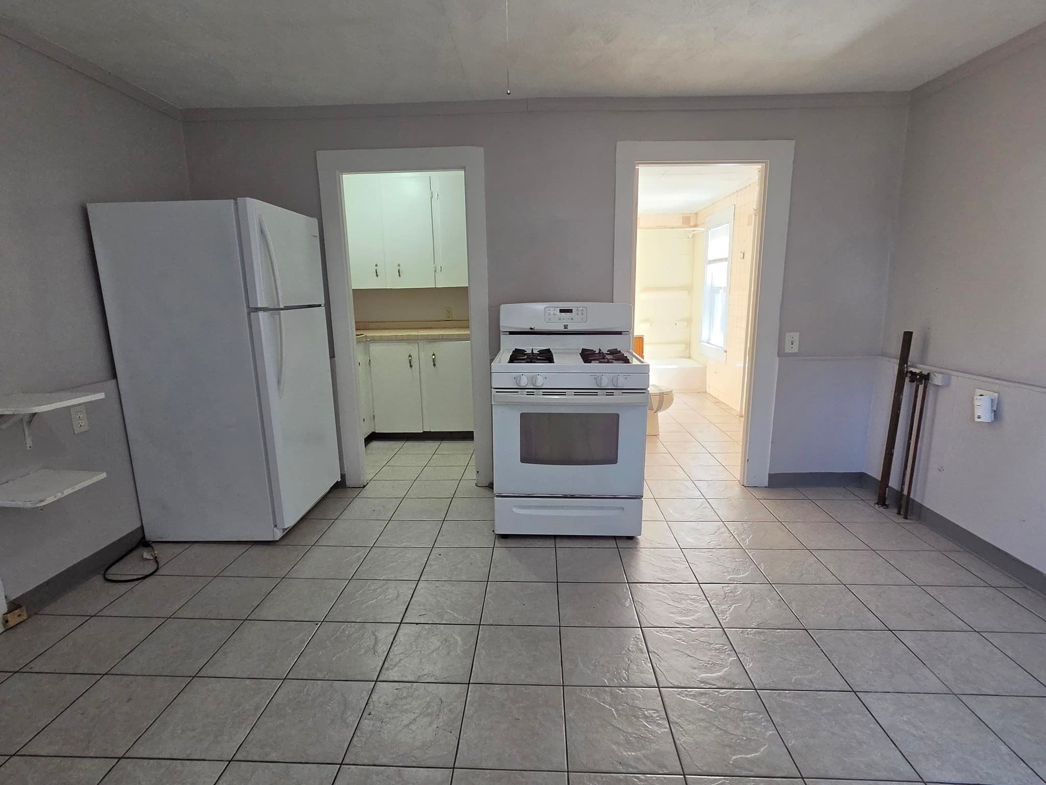 2 Family - 2 Units Up/Down at 5 Mechanic Street, Milford MA 01757, Milford, photo 21 of 41