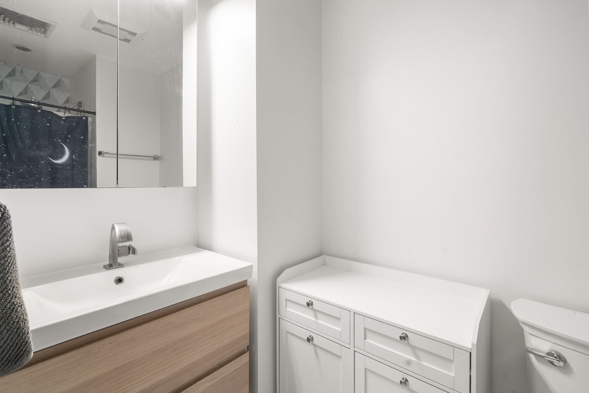 Condominium at 141 Nottinghill Rd. # 2, Boston MA 02135, Boston, photo 20 of 28