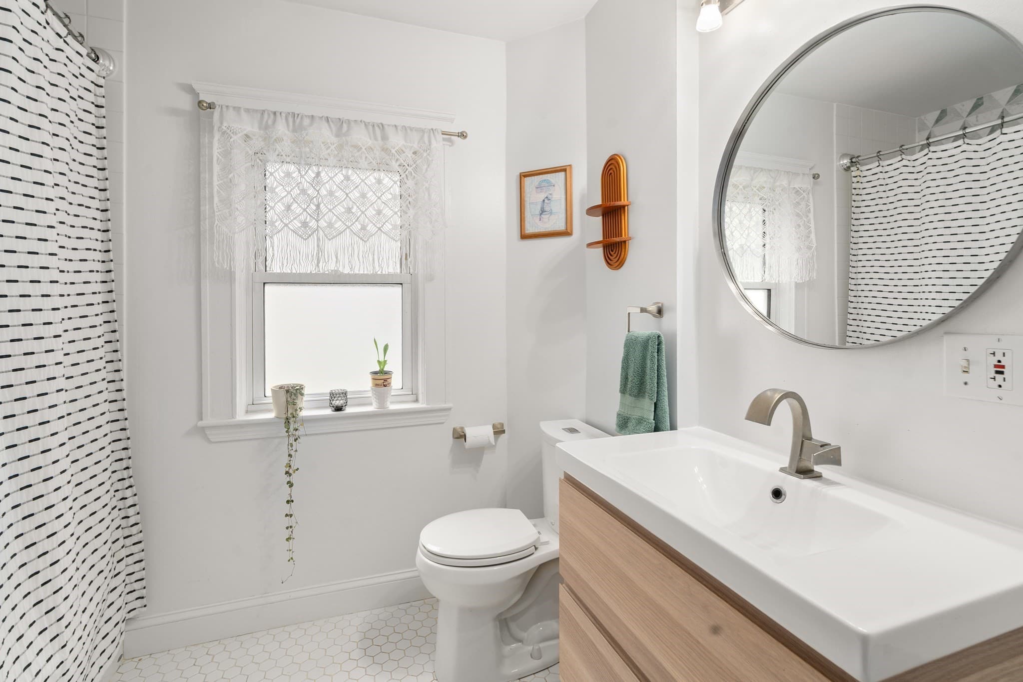 Condominium at 141 Nottinghill Rd. # 2, Boston MA 02135, Boston, photo 10 of 28