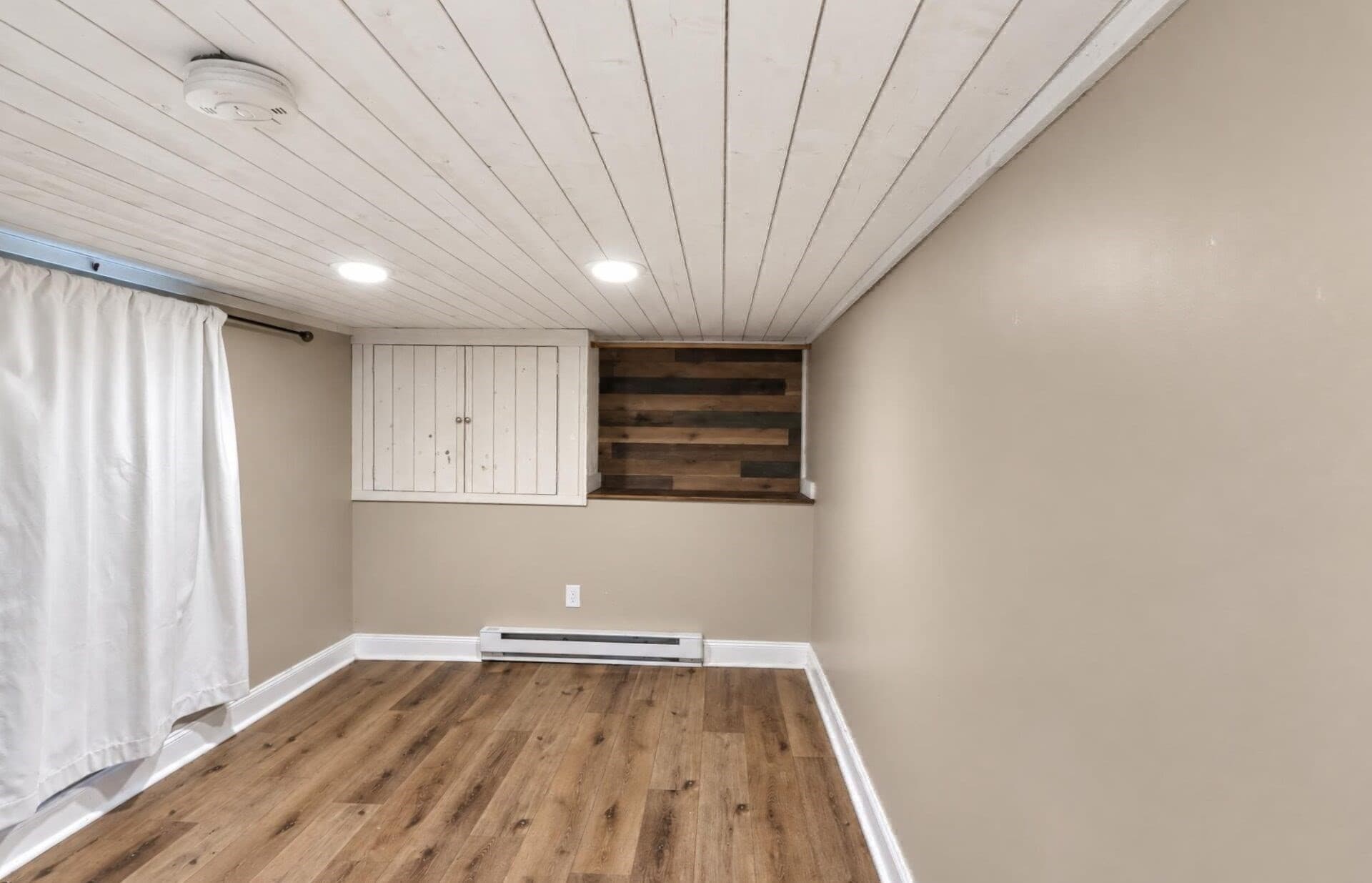 Single Family Residence at 88 N Main St, Bellingham MA 02019, Bellingham, photo 22 of 28