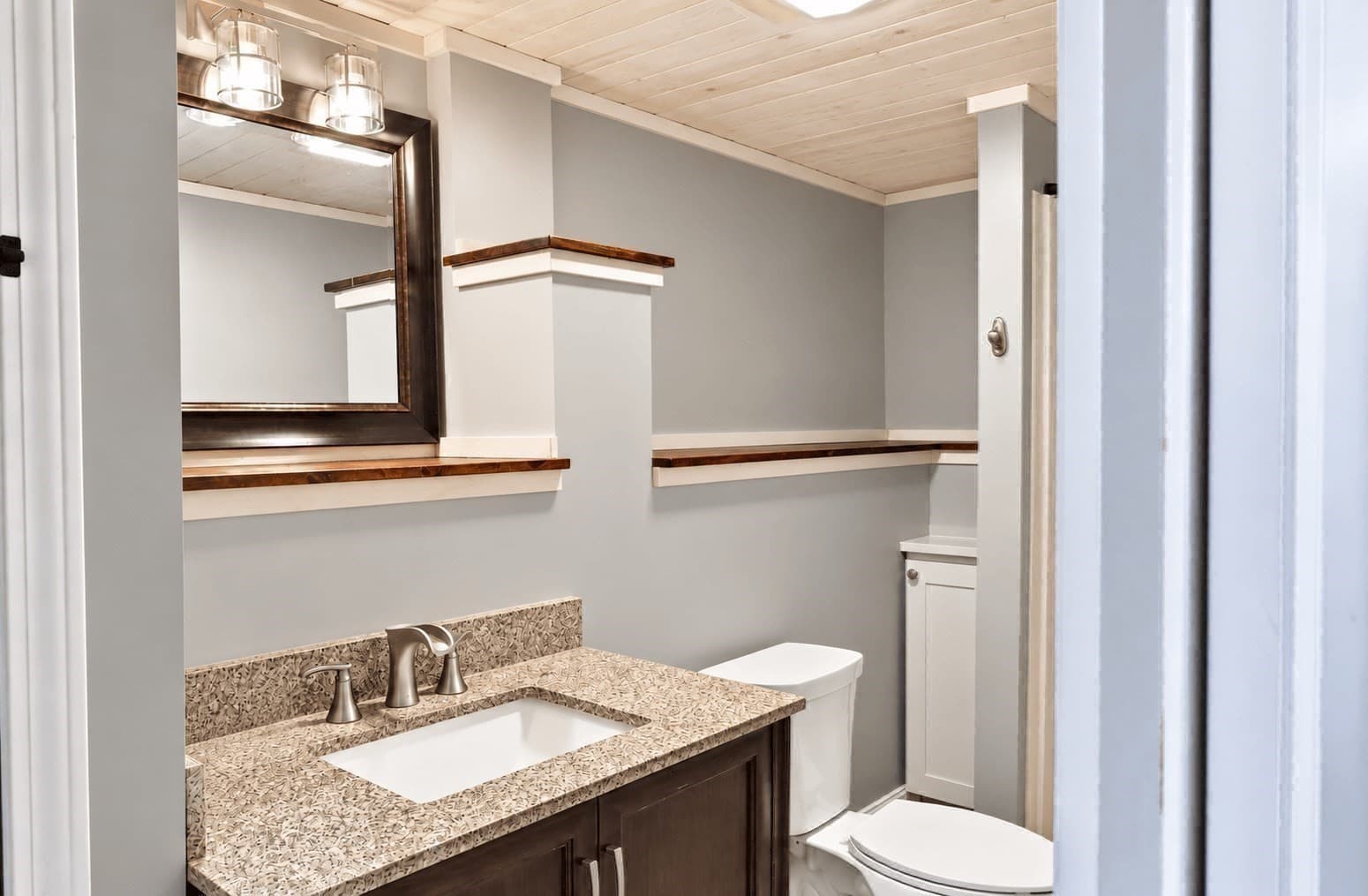 Single Family Residence at 88 N Main St, Bellingham MA 02019, Bellingham, photo 24 of 28