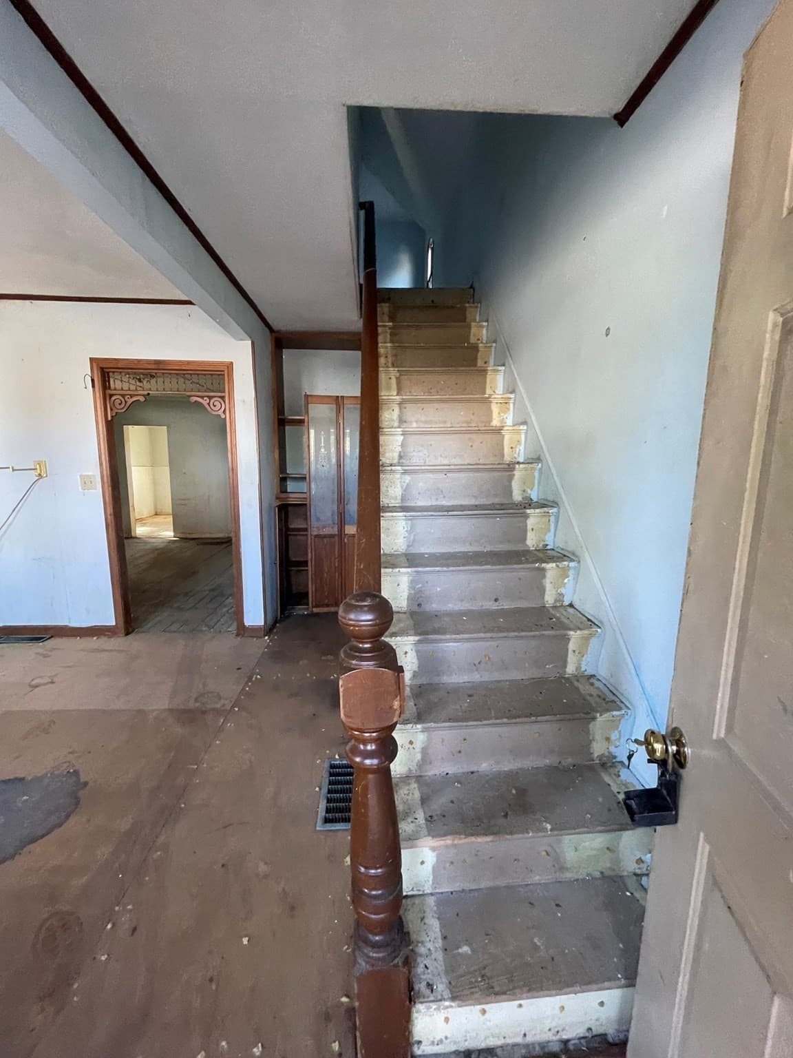 Single Family Residence at 255 Plain St, Lowell MA 01852, Lowell, photo 6 of 8