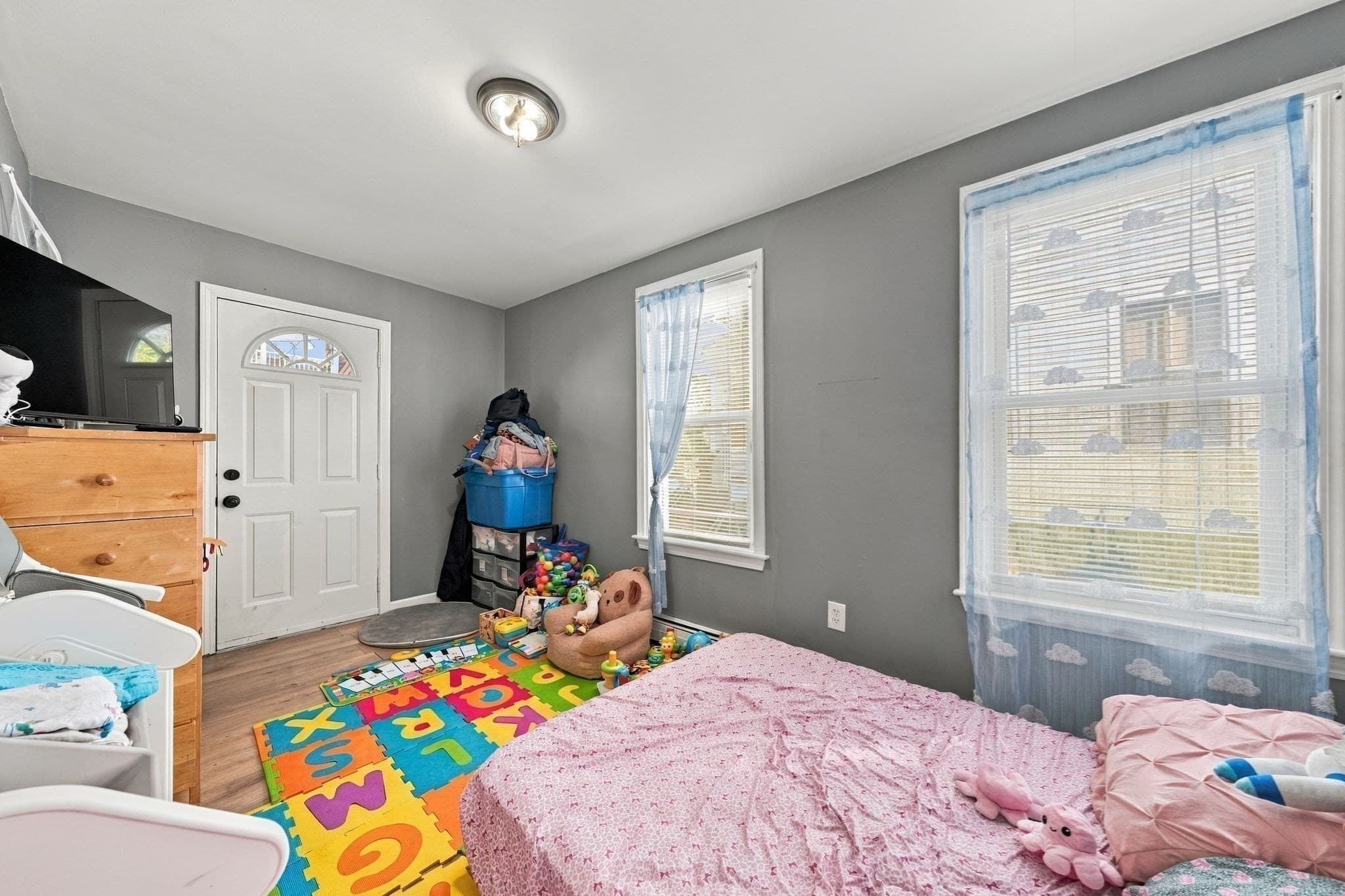Multi Family at 97 Canonicus St, Fall River MA 02723, Fall River, photo 9 of 26