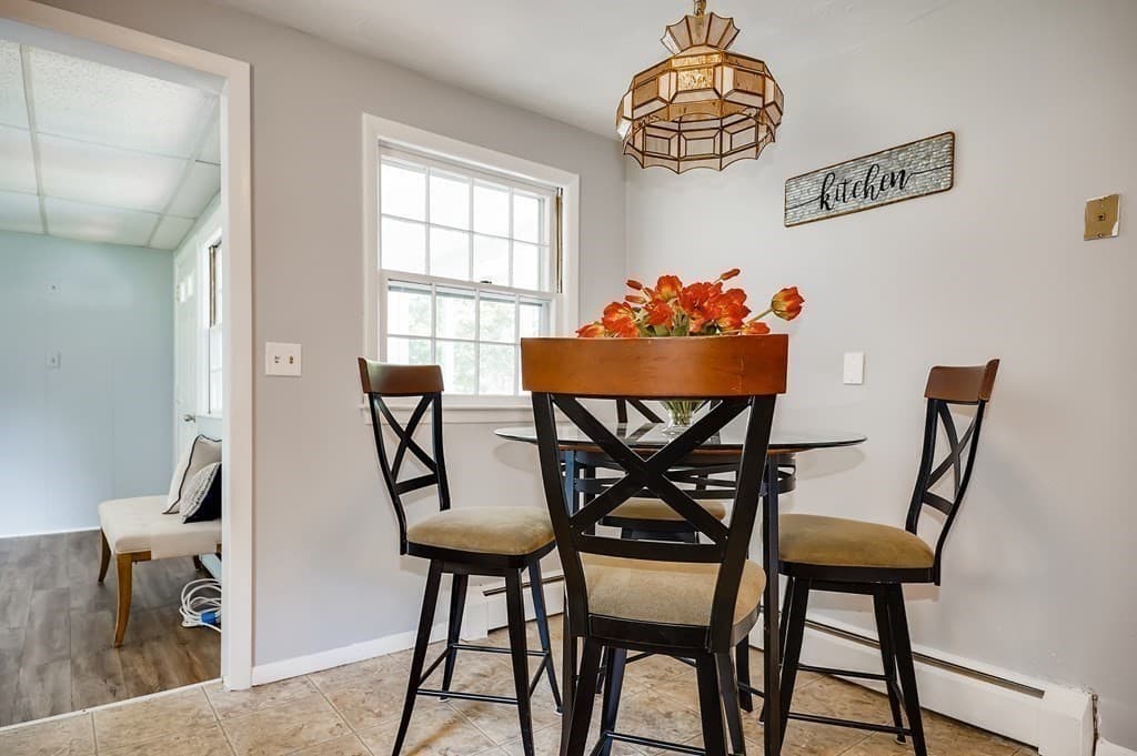 Single Family Residence at 16 Phillip Ave, Burlington MA 01803, Burlington, photo 13 of 32