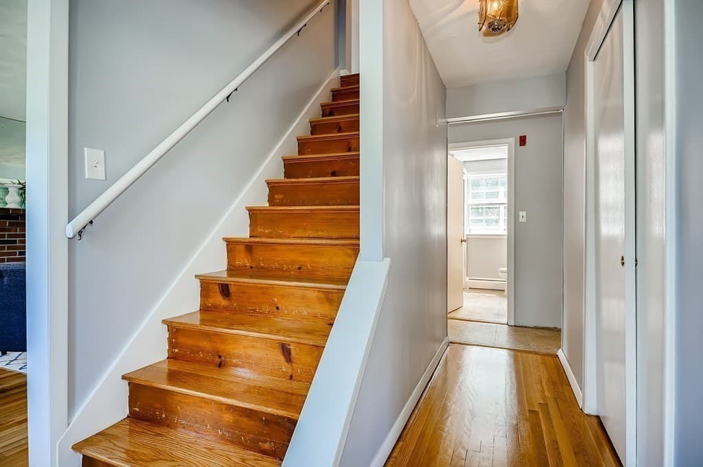Single Family Residence at 16 Phillip Ave, Burlington MA 01803, Burlington, photo 26 of 32