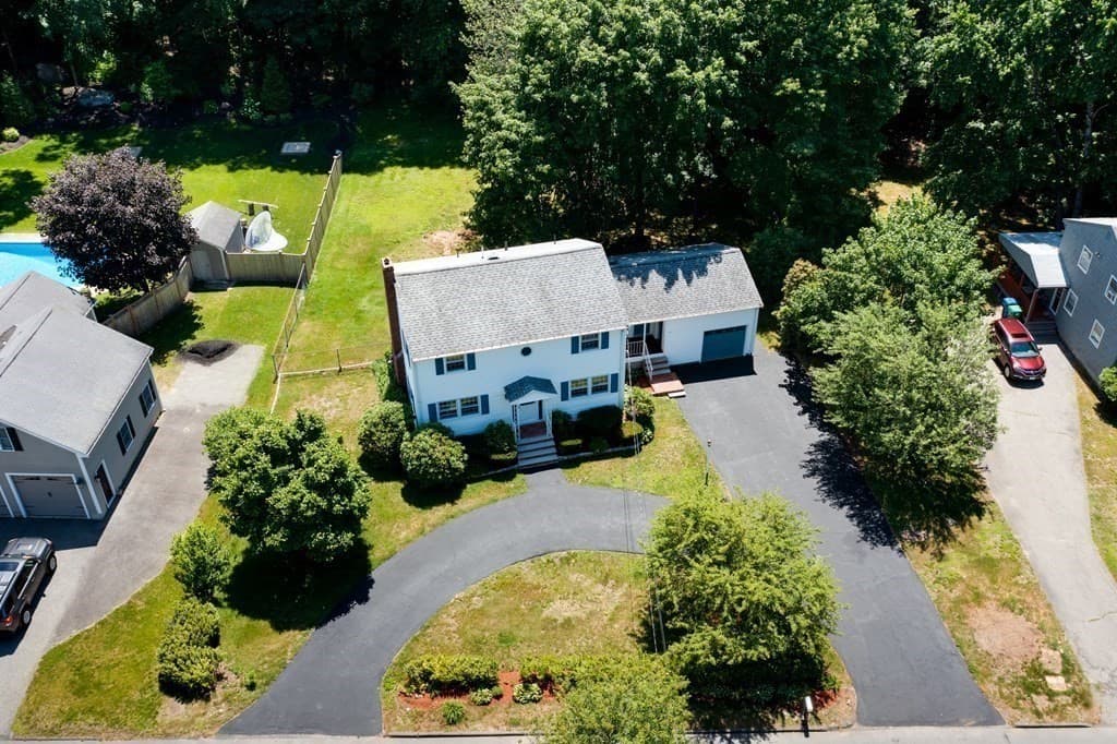 Single Family Residence at 16 Phillip Ave, Burlington MA 01803, Burlington, photo 8 of 32