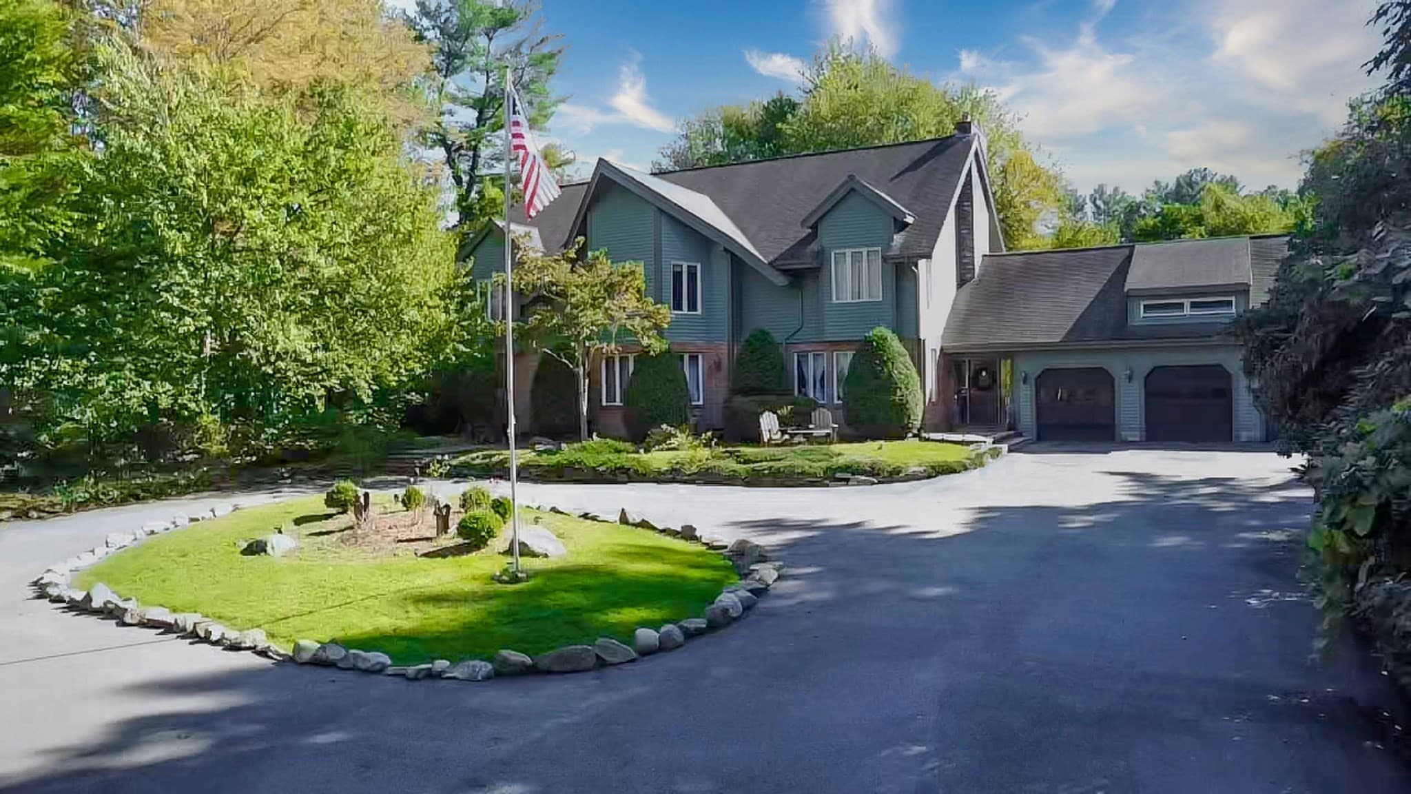 20 Fox Hill Dr, Bridgewater MA 02324
