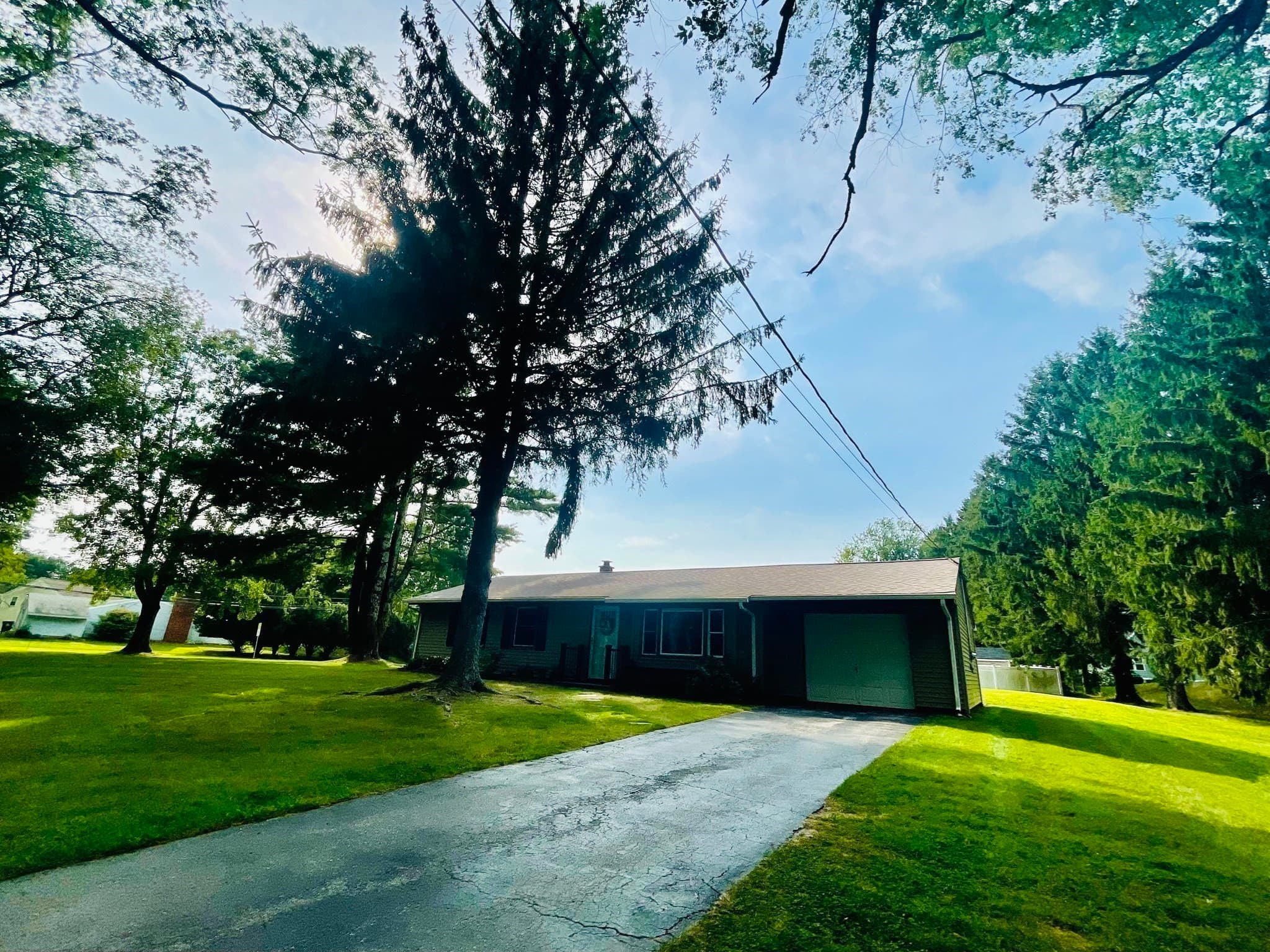 Single Family Residence at 597 Old Warren Rd, Swansea MA 02777, Swansea, photo 4 of 11