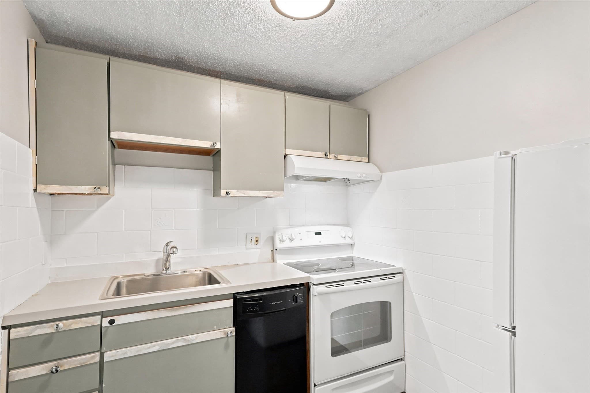 Condominium at 26 Waverly St # 209, Boston MA 02135, Boston, photo 8 of 38