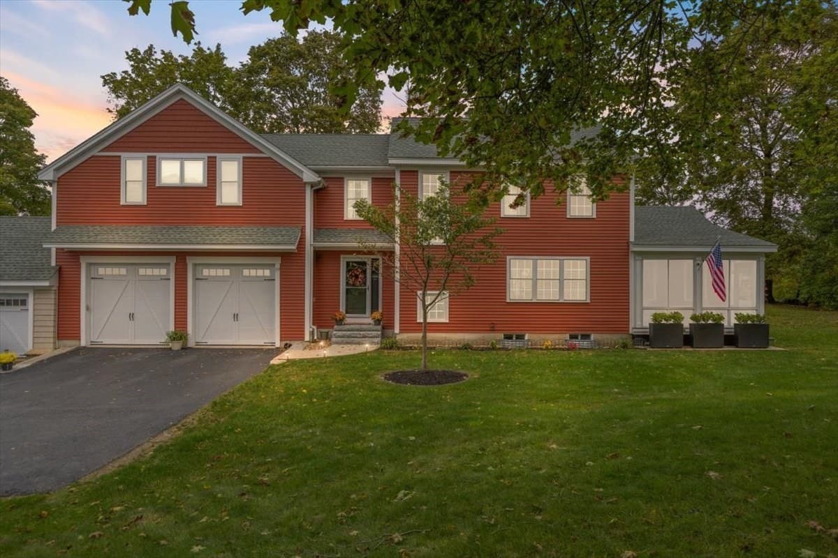 Single Family Residence at 19 Hampstead Street, Methuen MA 01844, Methuen, photo 2 of 42