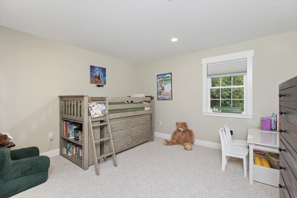Single Family Residence at 19 Hampstead Street, Methuen MA 01844, Methuen, photo 25 of 42
