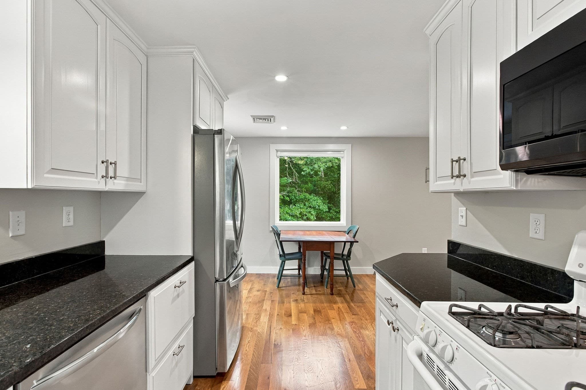 Single Family Residence at 877 Bumps River Rd, Barnstable MA 02632, Barnstable, photo 22 of 39