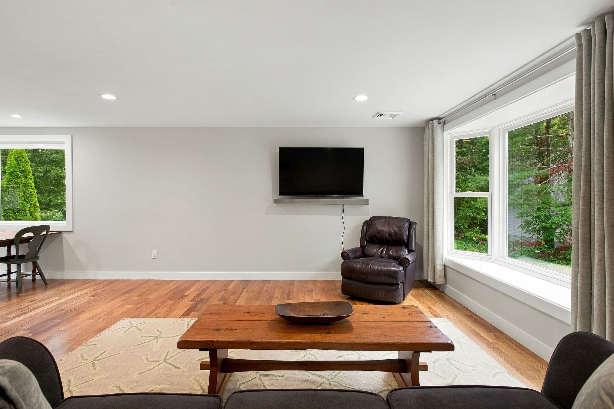 Single Family Residence at 877 Bumps River Rd, Barnstable MA 02632, Barnstable, photo 10 of 39