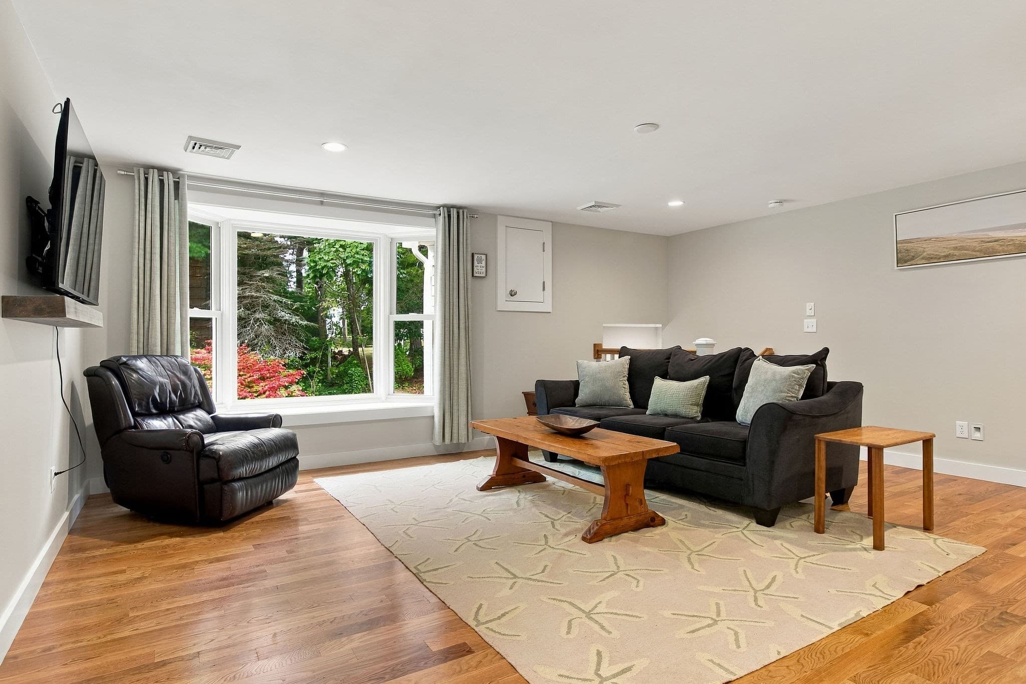 Single Family Residence at 877 Bumps River Rd, Barnstable MA 02632, Barnstable, photo 14 of 39