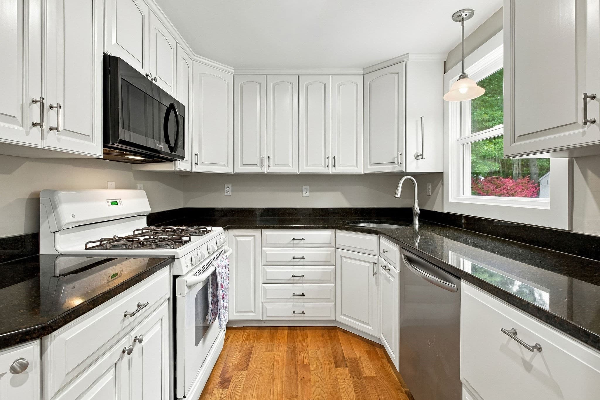 Single Family Residence at 877 Bumps River Rd, Barnstable MA 02632, Barnstable, photo 19 of 39