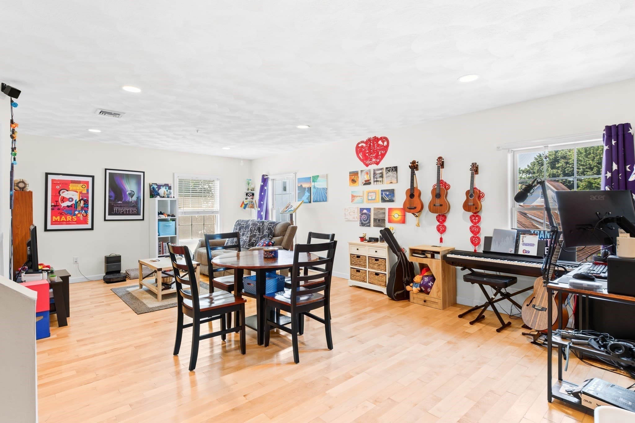 Condominium at 25 James St # 7, Malden MA 02148, Malden, photo 2 of 21