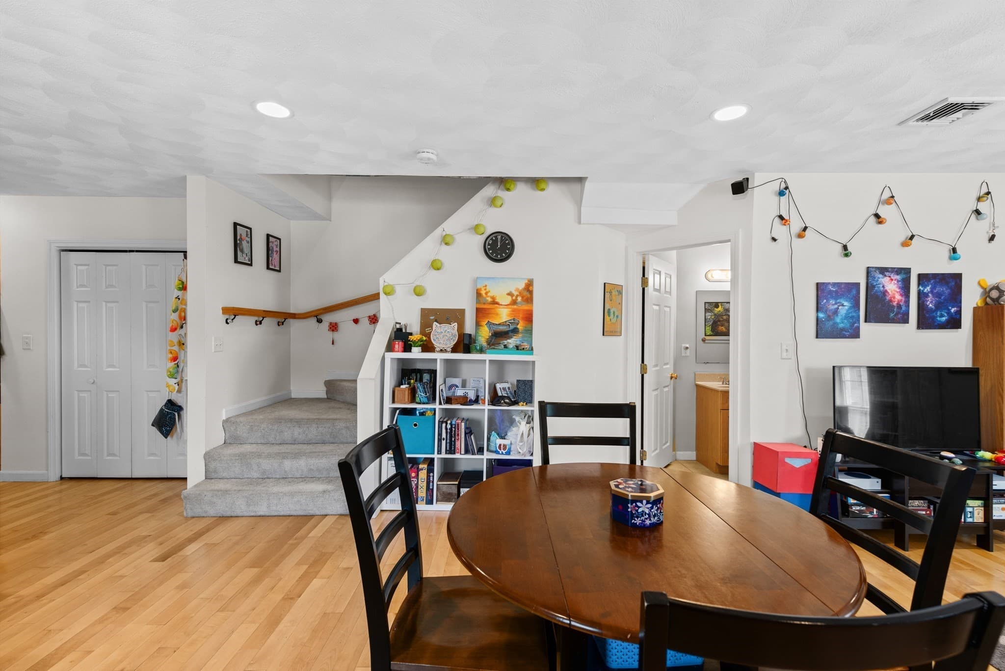 Condominium at 25 James St # 7, Malden MA 02148, Malden, photo 7 of 21