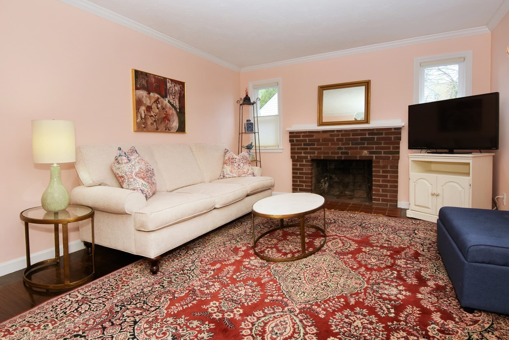 Single Family Residence at 35 Calumet Ave, Worcester MA 01605, Worcester, photo 5 of 29