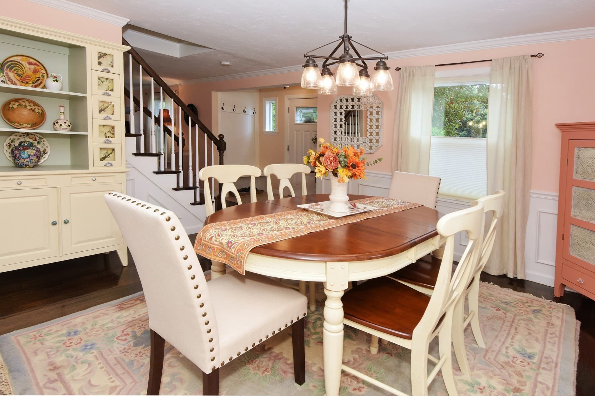 Single Family Residence at 35 Calumet Ave, Worcester MA 01605, Worcester, photo 9 of 29