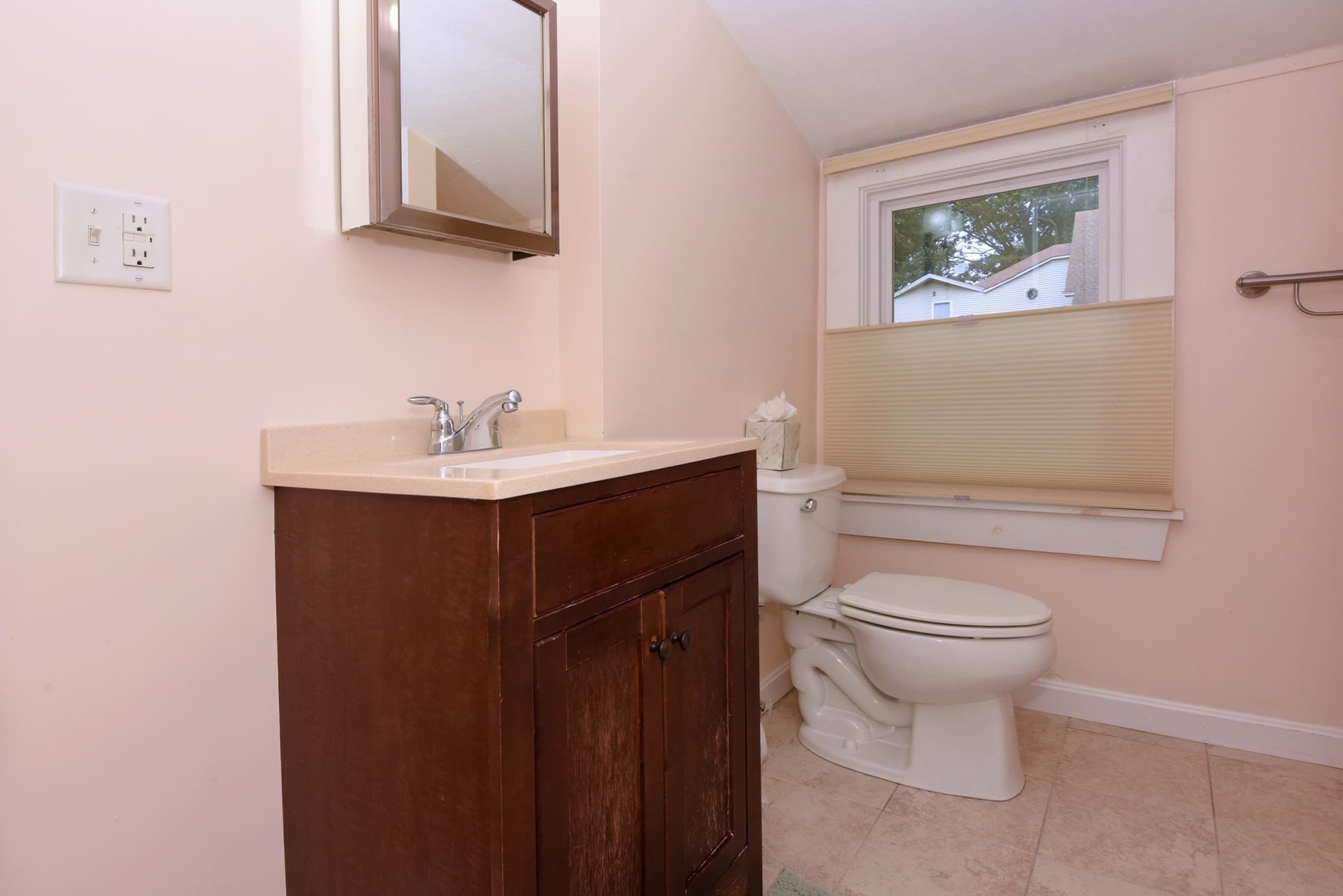 Single Family Residence at 35 Calumet Ave, Worcester MA 01605, Worcester, photo 24 of 29