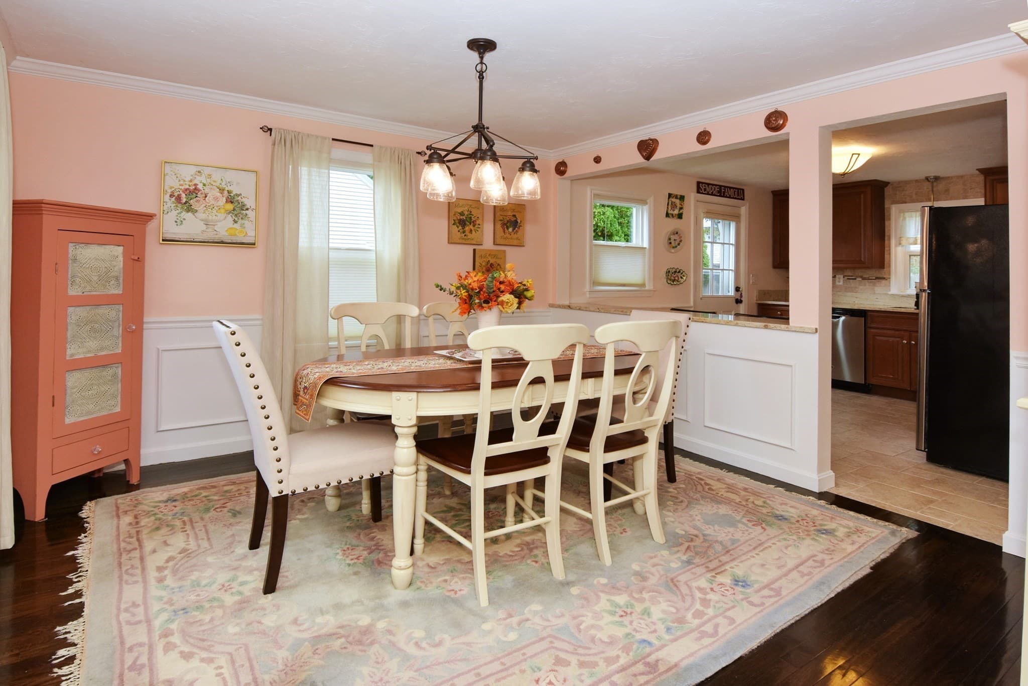 Single Family Residence at 35 Calumet Ave, Worcester MA 01605, Worcester, photo 8 of 29