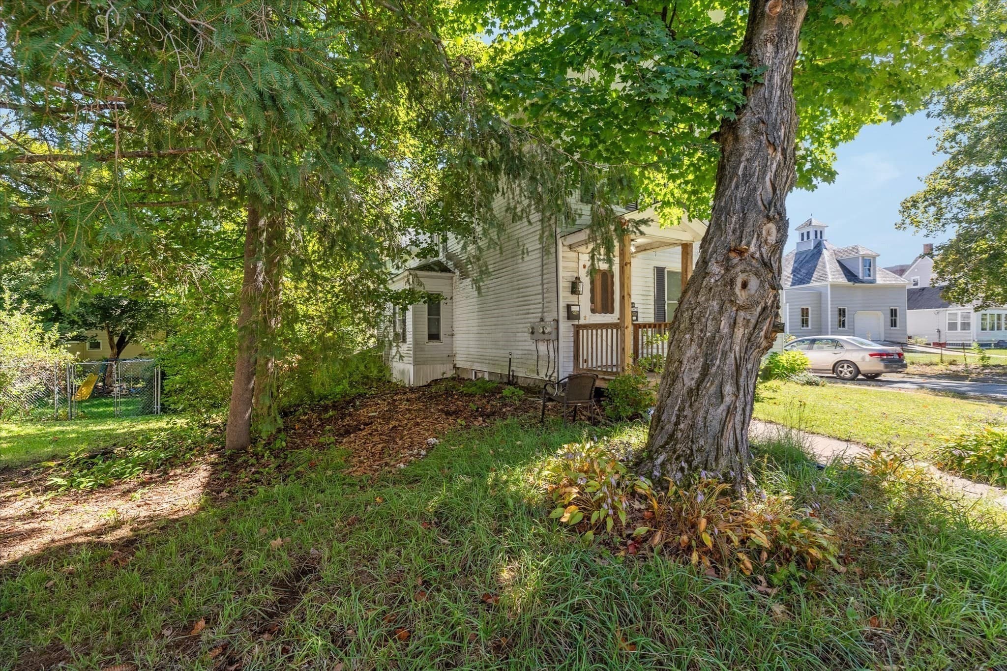 2 Family - 2 Units Up/Down at 13 Mechanic St, Winchendon MA 01475, Winchendon, photo 37 of 41