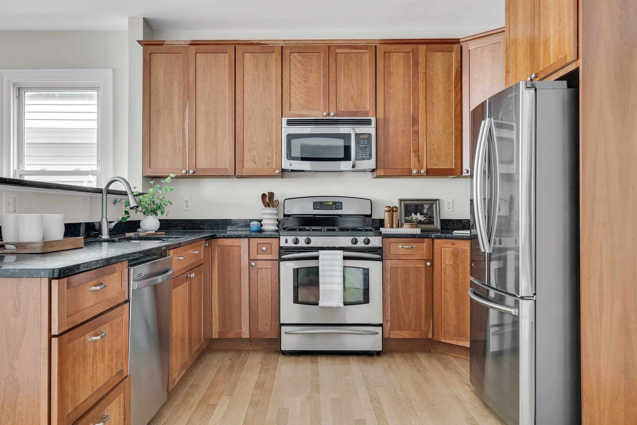 Condominium at 40 Prince Street # 40, Cambridge MA 02139, Cambridge, photo 8 of 26