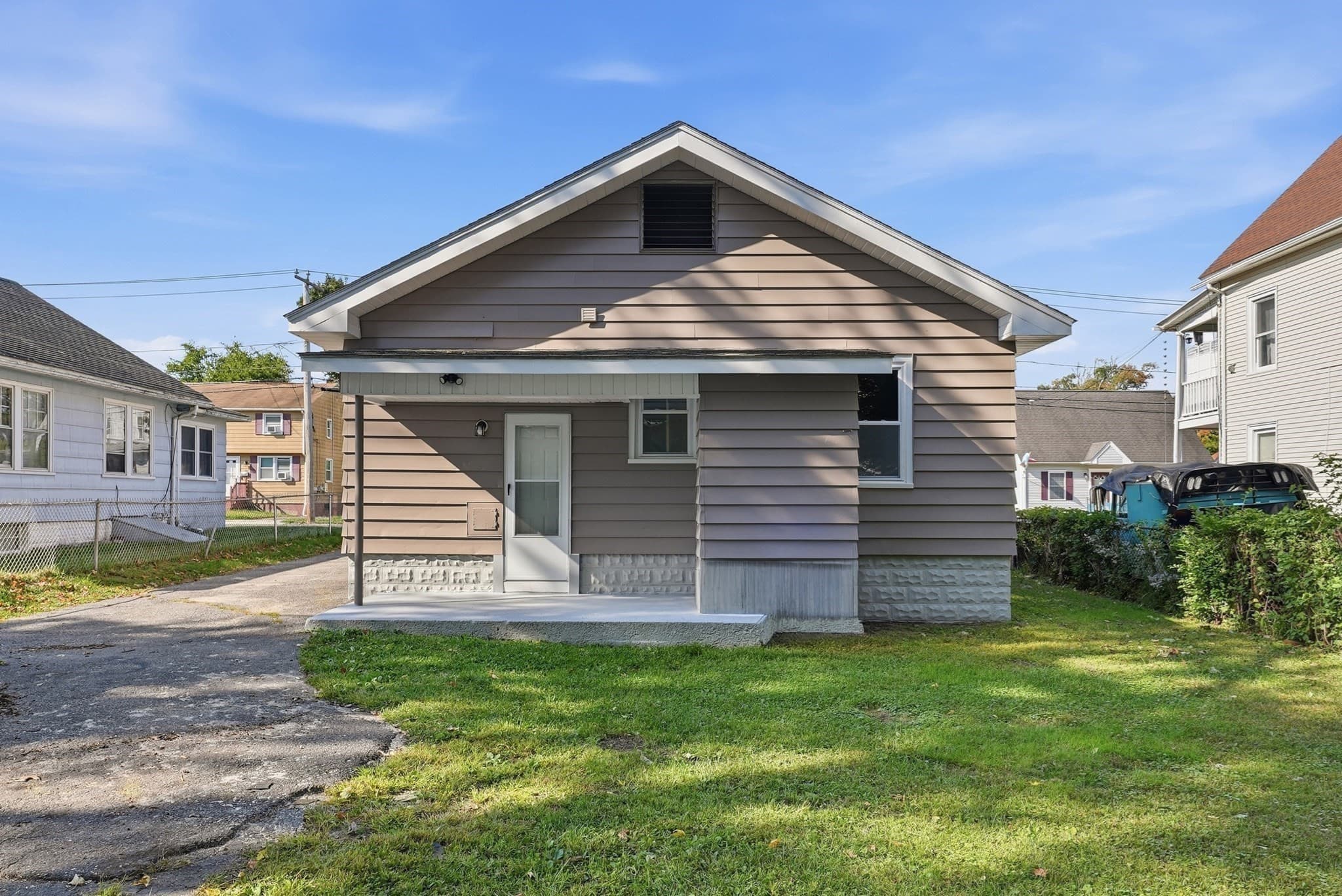 Single Family Residence at 195 Jasper St, Springfield MA 01109, Springfield, photo 31 of 31