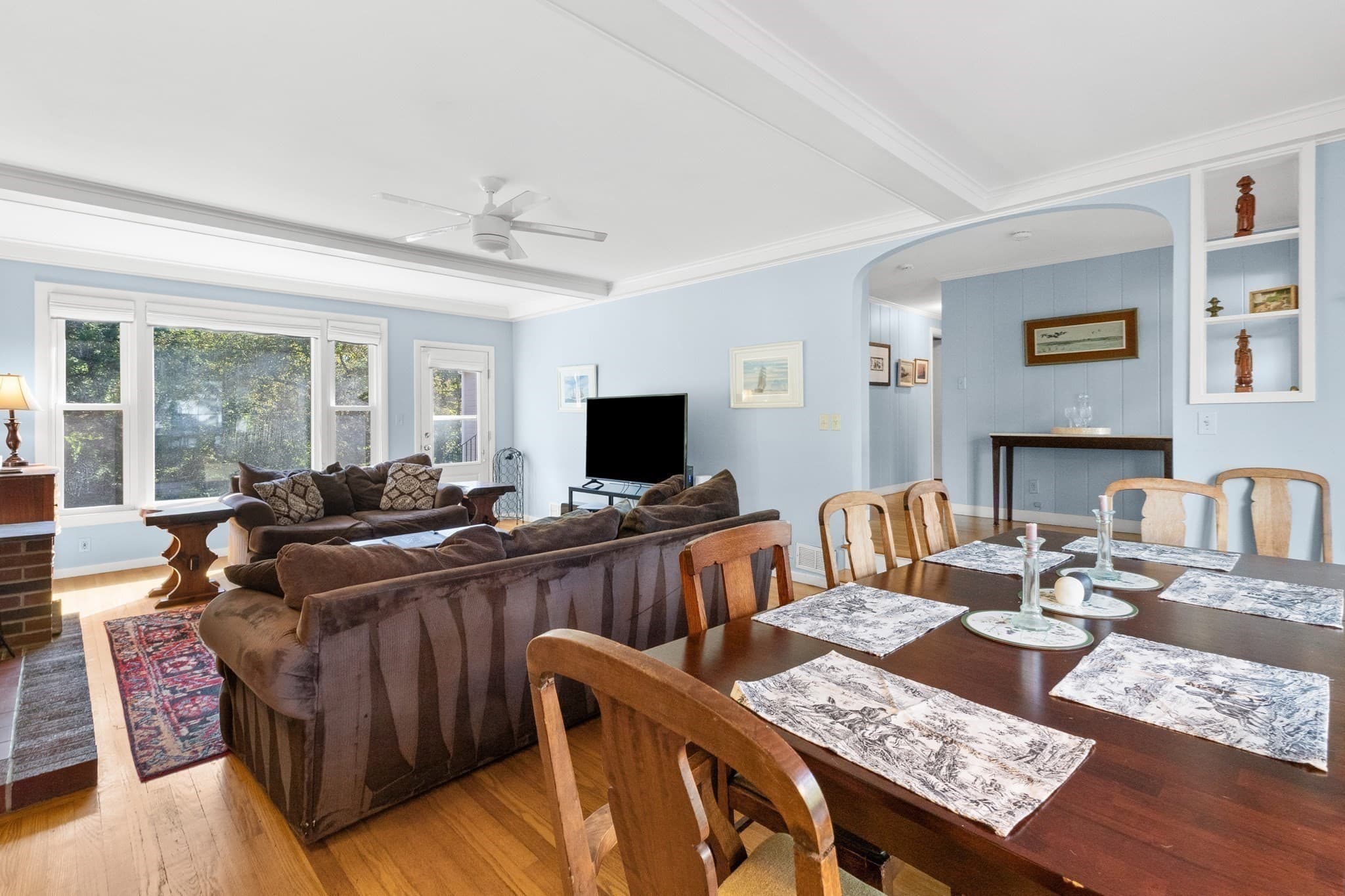 Single Family Residence at 335 Essex Ave, Gloucester MA 01930, Gloucester, photo 6 of 33