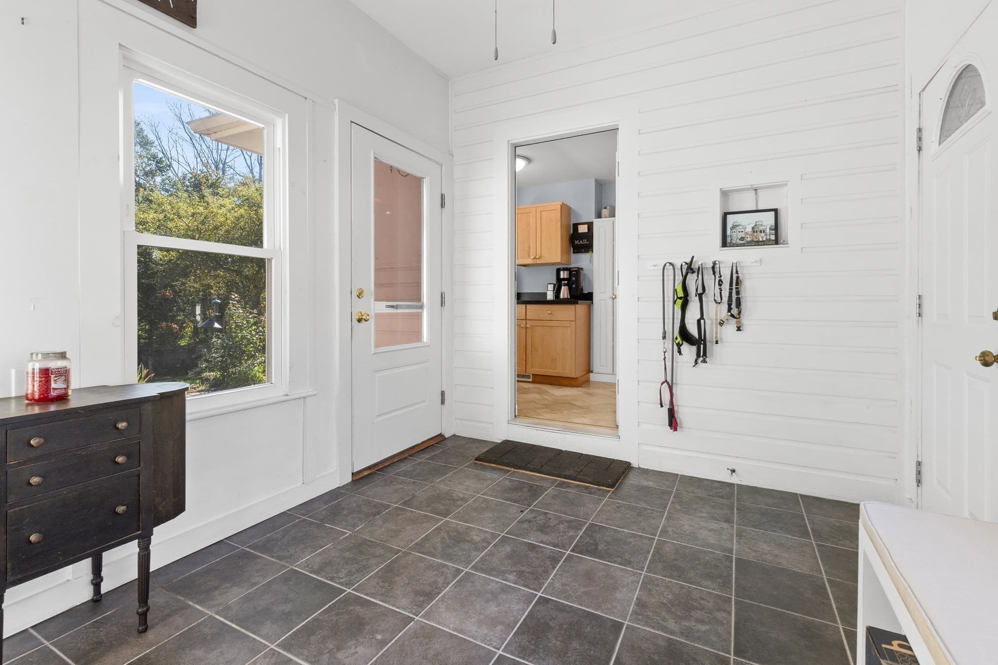 Single Family Residence at 335 Essex Ave, Gloucester MA 01930, Gloucester, photo 28 of 33