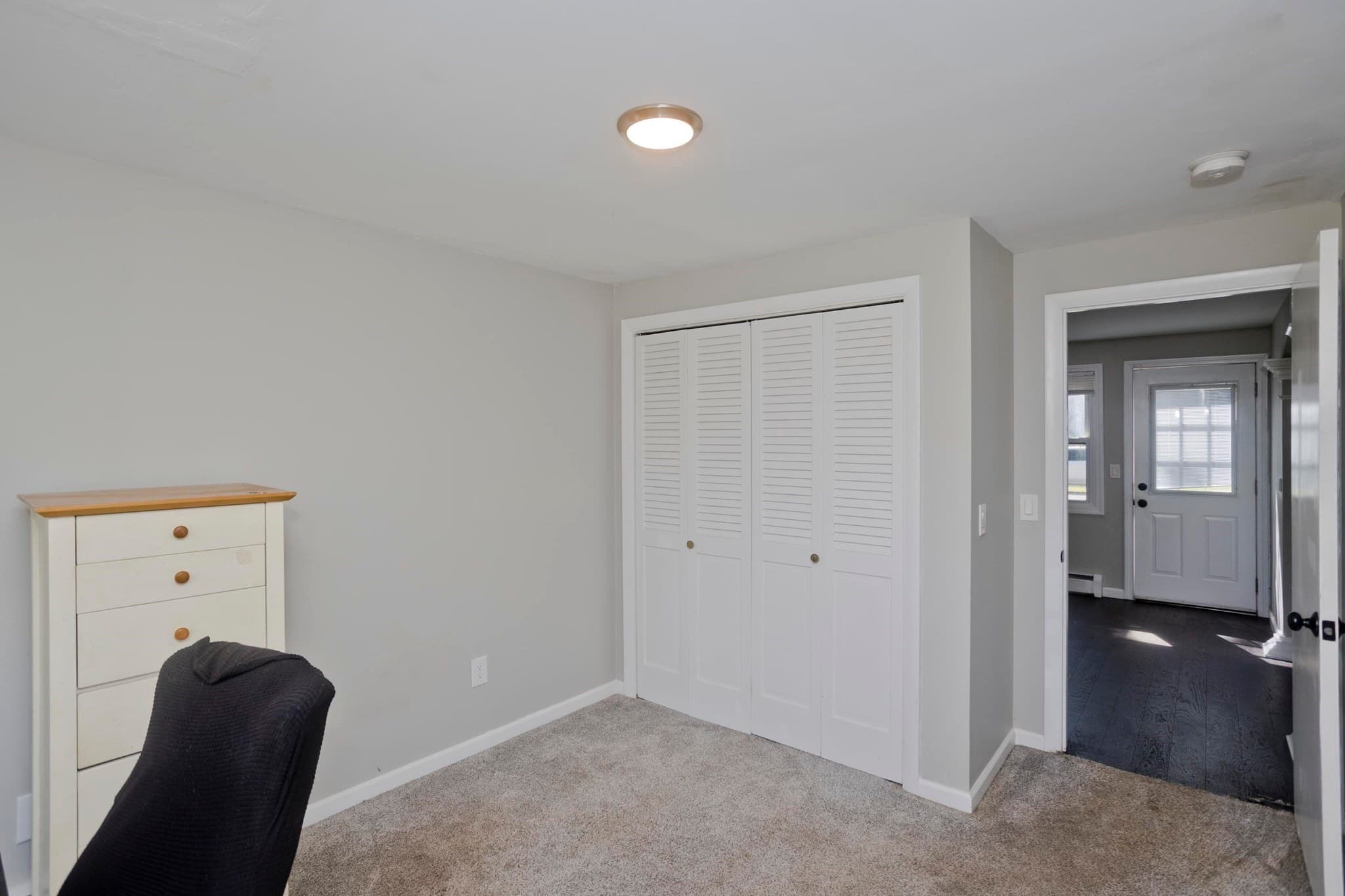 Single Family Residence at 10 Wesley Road, East Windsor CT 06016, photo 17 of 37