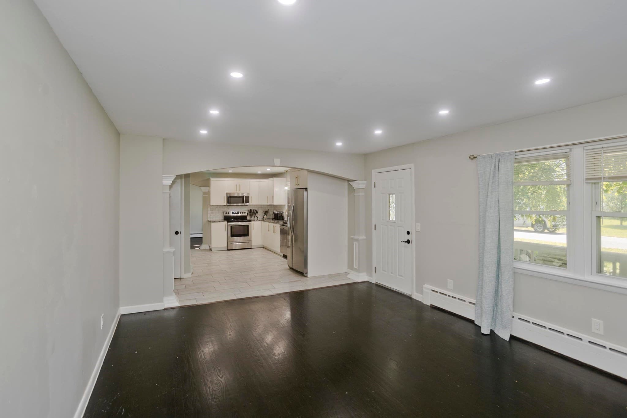 Single Family Residence at 10 Wesley Road, East Windsor CT 06016, photo 12 of 37