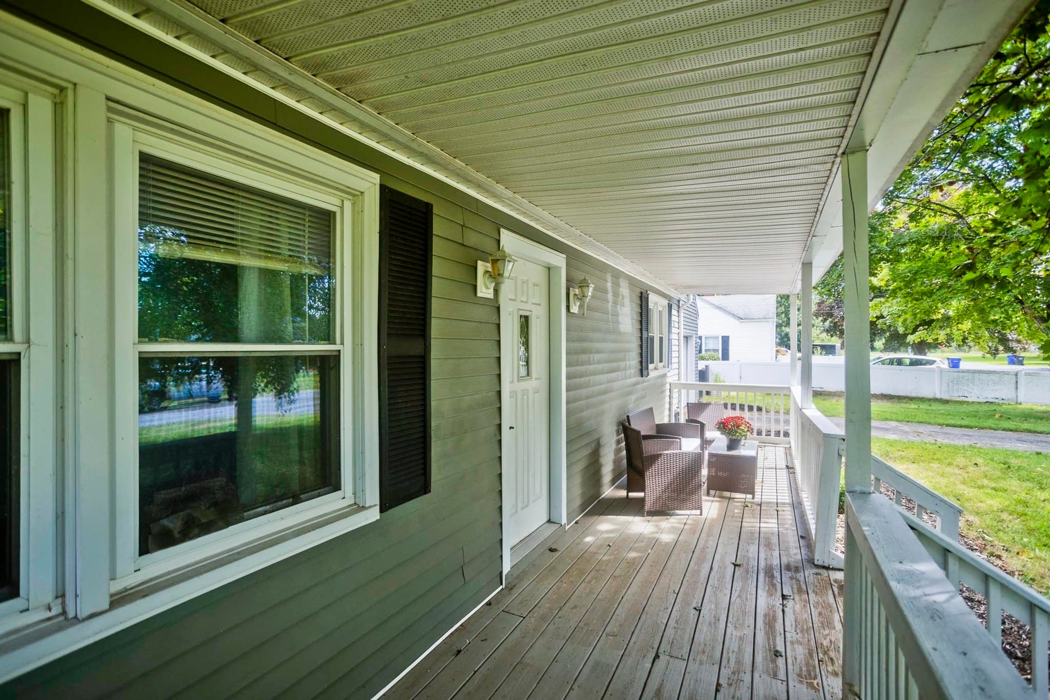 Single Family Residence at 10 Wesley Road, East Windsor CT 06016, photo 8 of 37