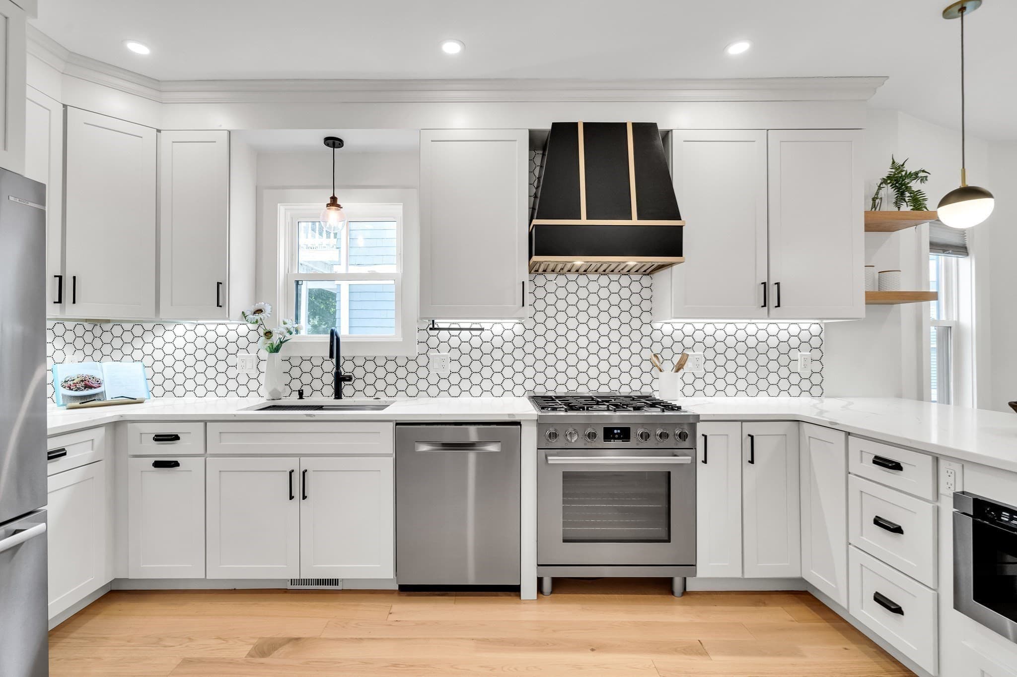 Condominium at 17 College Hill Road # 1, Somerville MA 02144, Somerville, photo 10 of 42