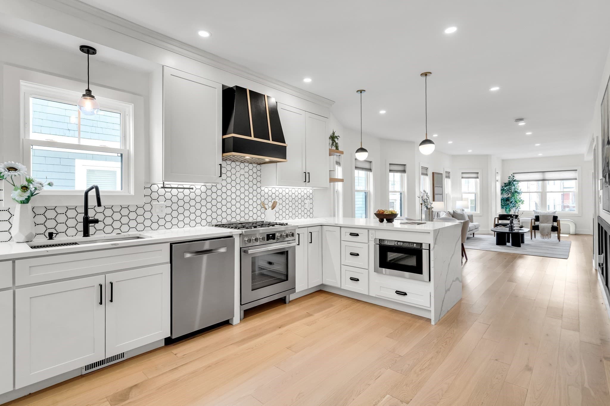 Condominium at 17 College Hill Road # 1, Somerville MA 02144, Somerville, photo 11 of 42
