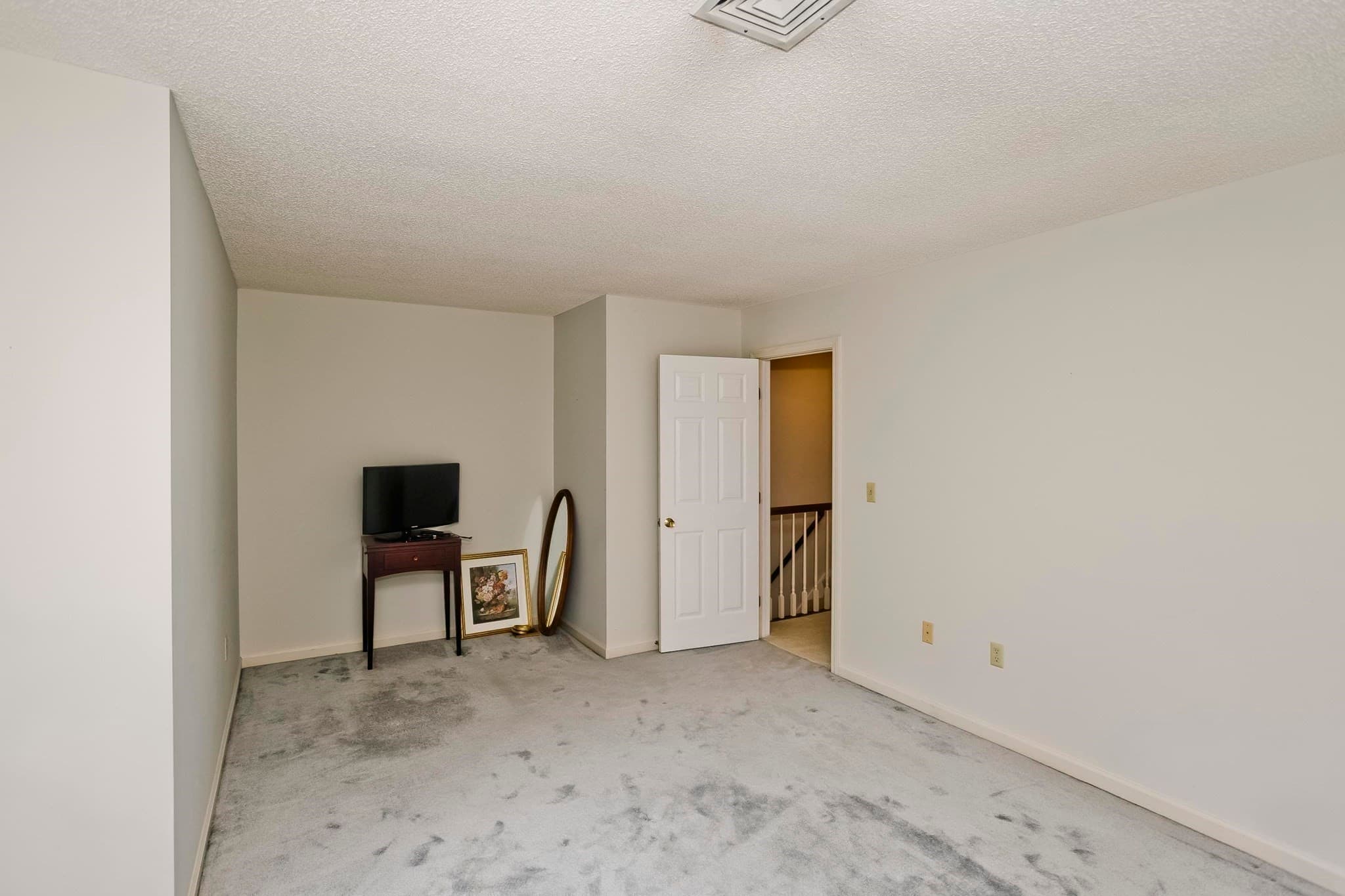 Condominium at 55 Dartmoor # 55, Enfield CT 06082, photo 36 of 42