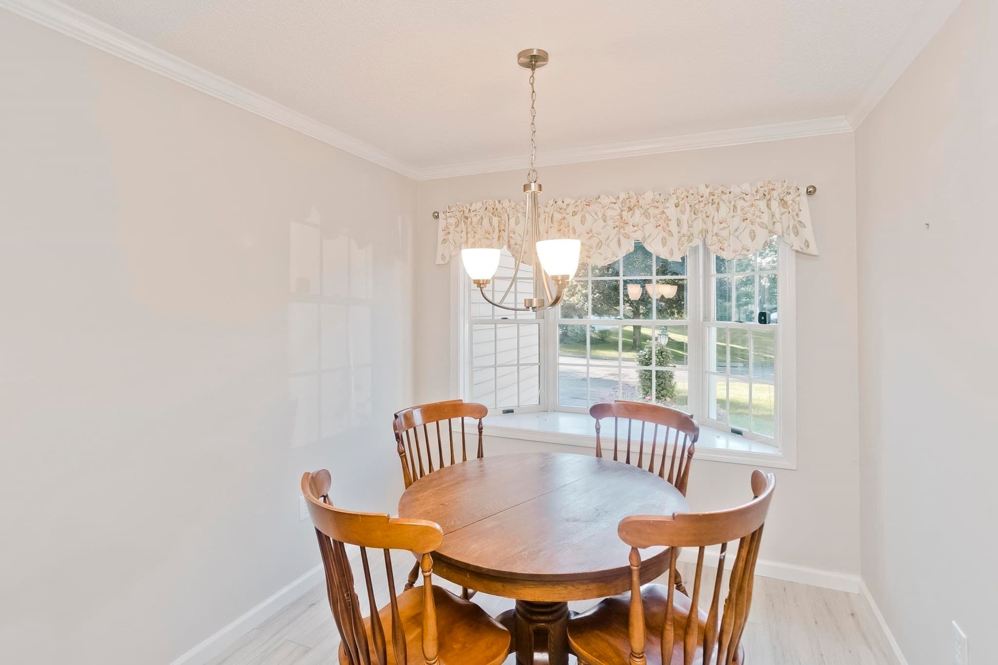 Condominium at 55 Dartmoor # 55, Enfield CT 06082, photo 14 of 42