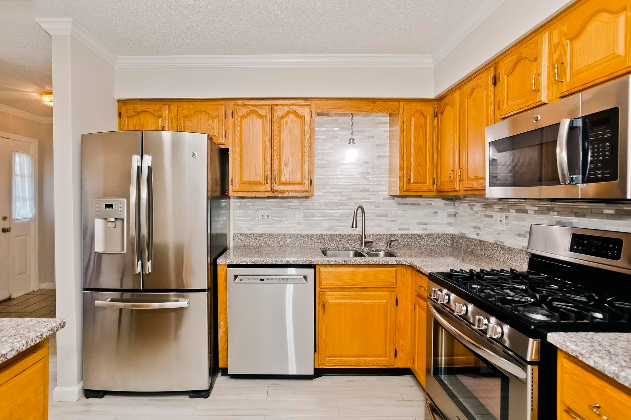 Condominium at 55 Dartmoor # 55, Enfield CT 06082, photo 18 of 42