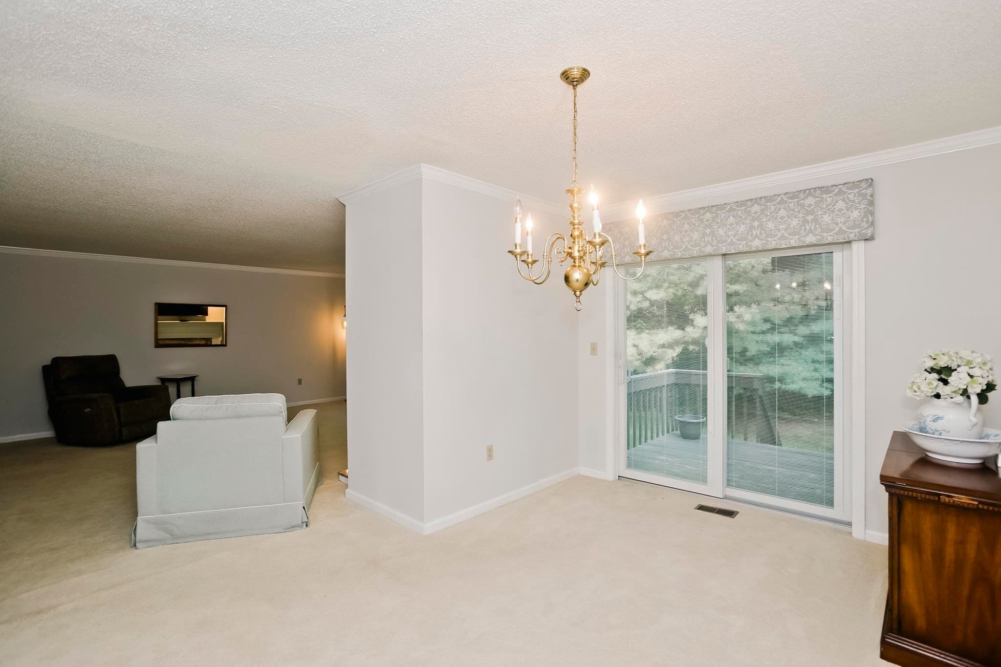 Condominium at 55 Dartmoor # 55, Enfield CT 06082, photo 39 of 42