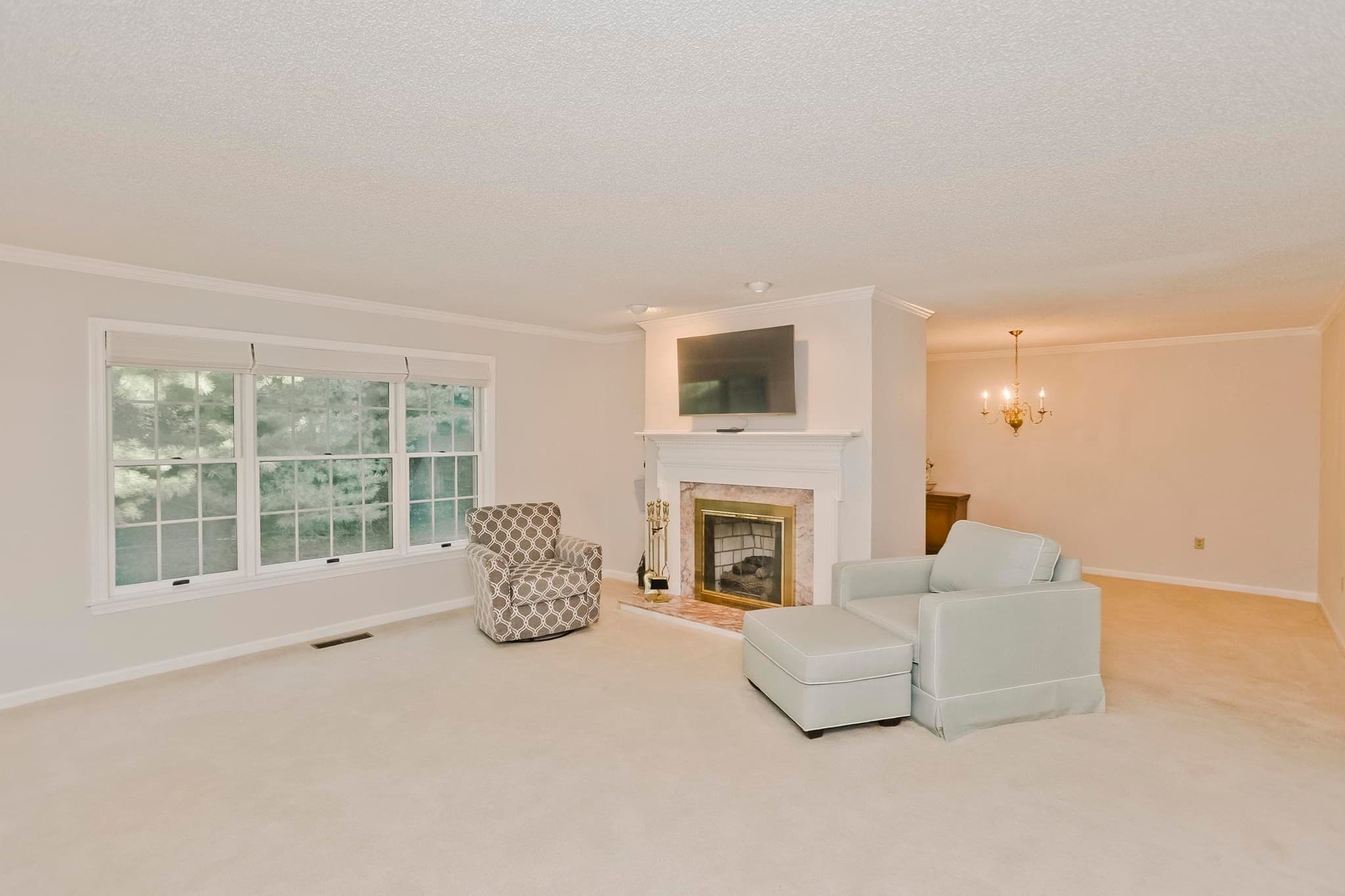 Condominium at 55 Dartmoor # 55, Enfield CT 06082, photo 8 of 42