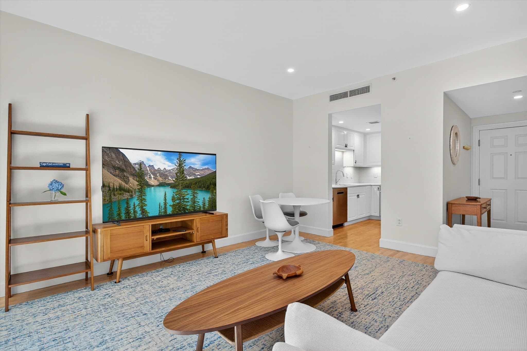 Condominium at 10 Bowdoin St. # 202, Boston MA 02114, Boston, photo 7 of 21