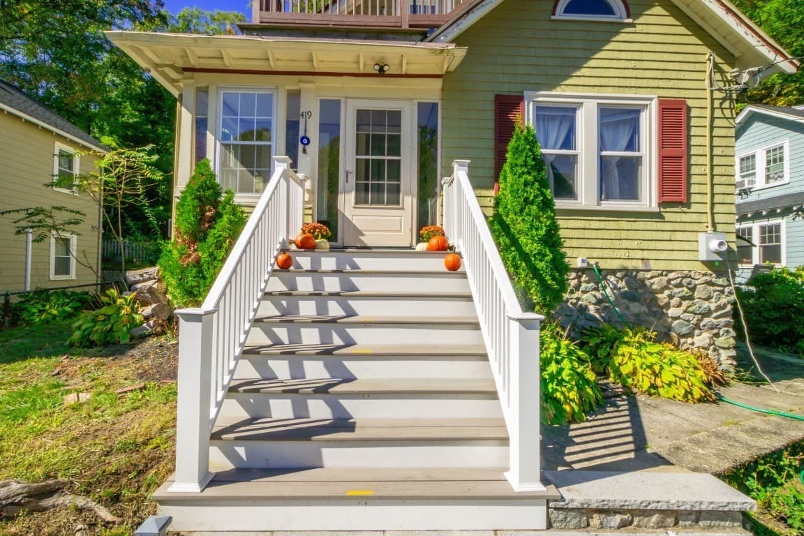 419 Lowell Ave, Newton MA 02460