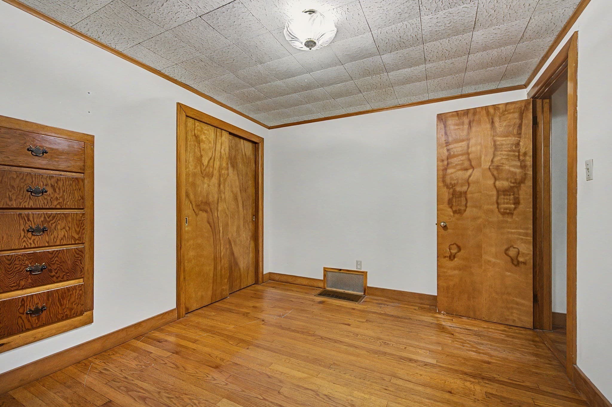 Single Family Residence at 235 Glendale Rd, Northampton MA 01062, Northampton, photo 16 of 21