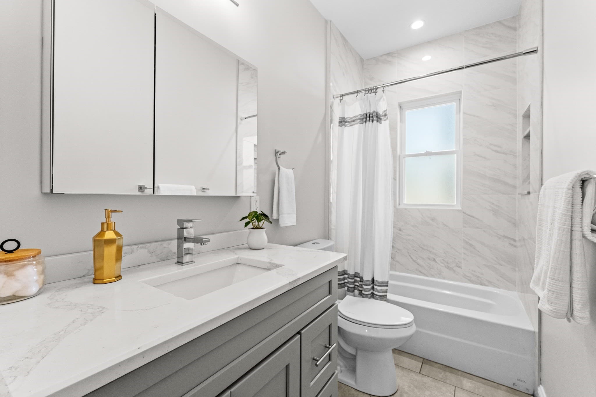Condominium at 14 Marie St # 3, Boston MA 02122, Boston, photo 11 of 18